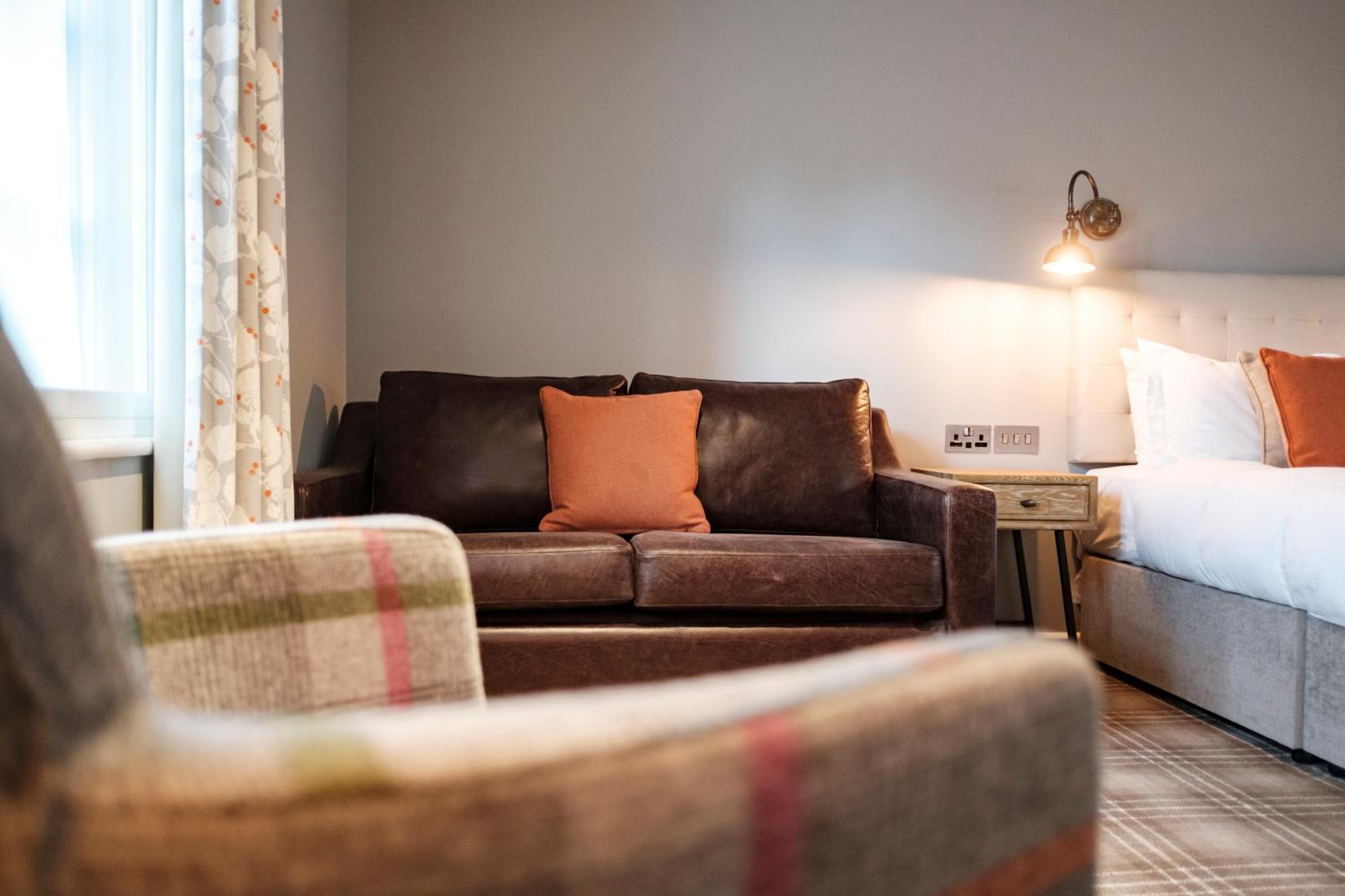Family Room photo 3