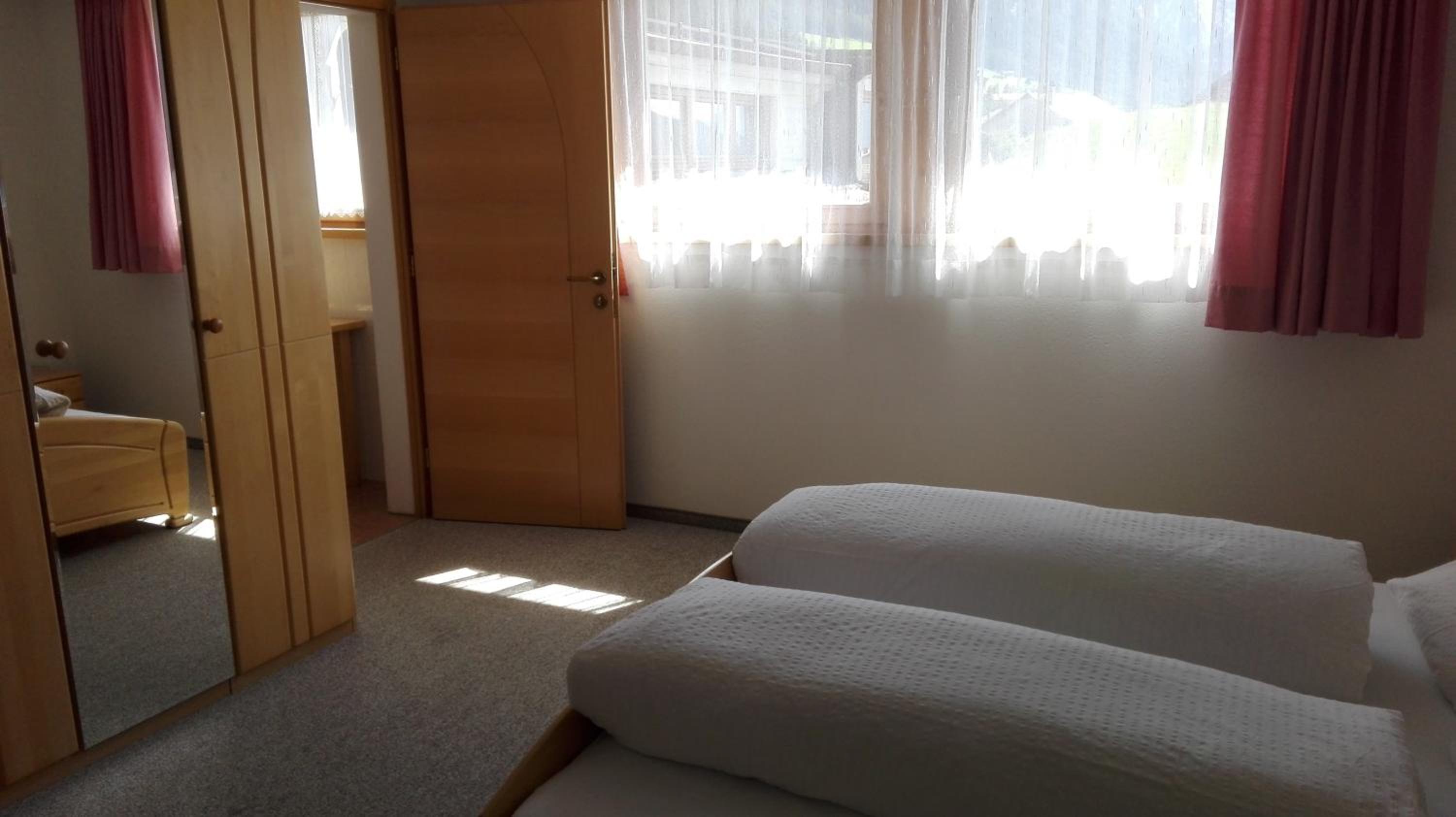 Smart Double Room - Third Floor photo 3