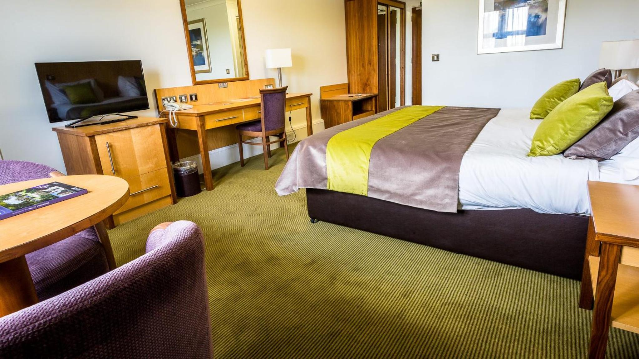Executive King Room - Non-Smoking photo 3
