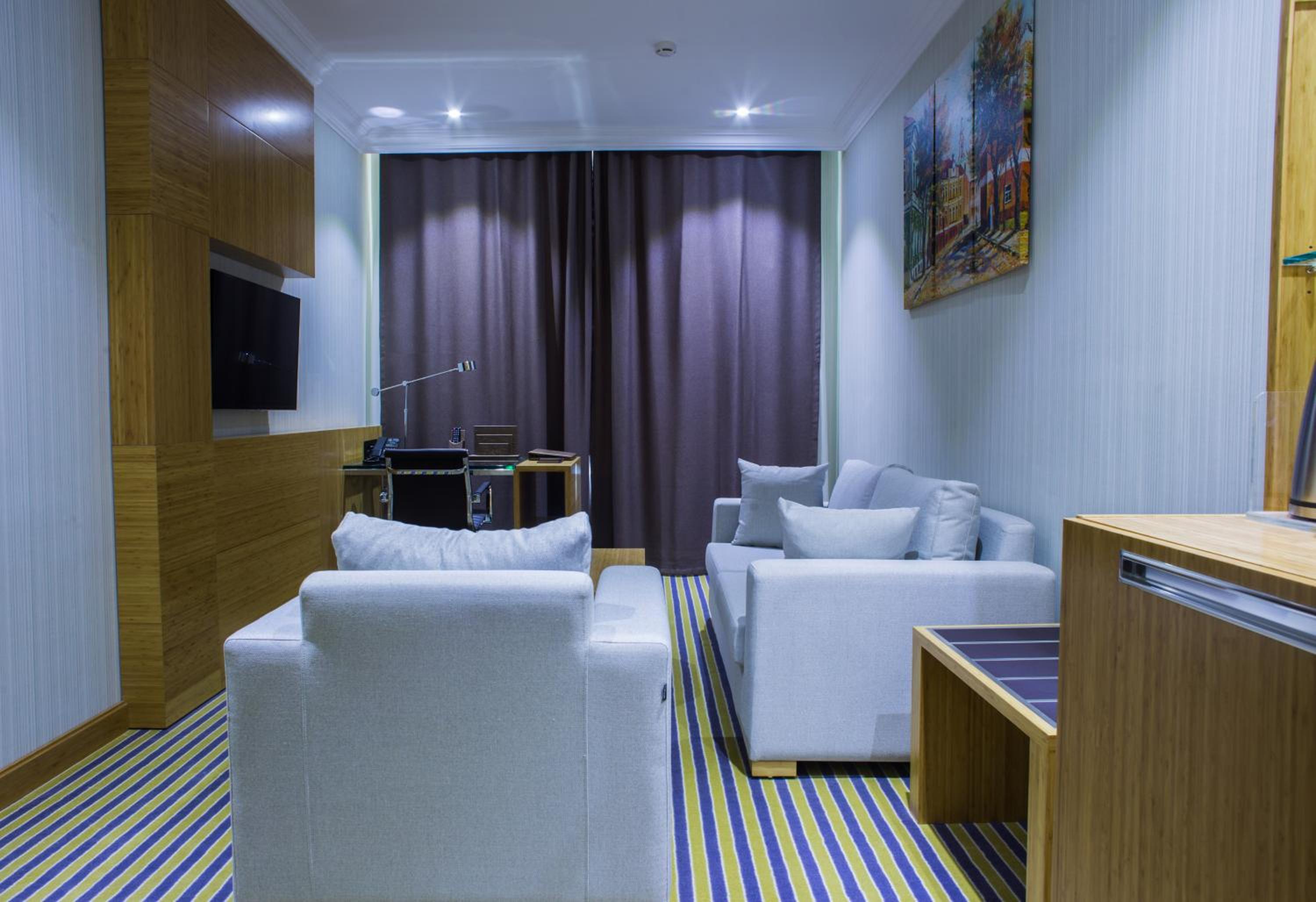 Superior Suite - Photo 1