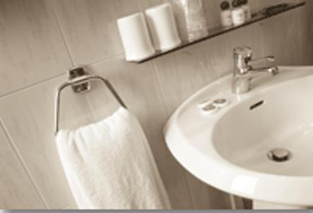 Double Room - Photo 5