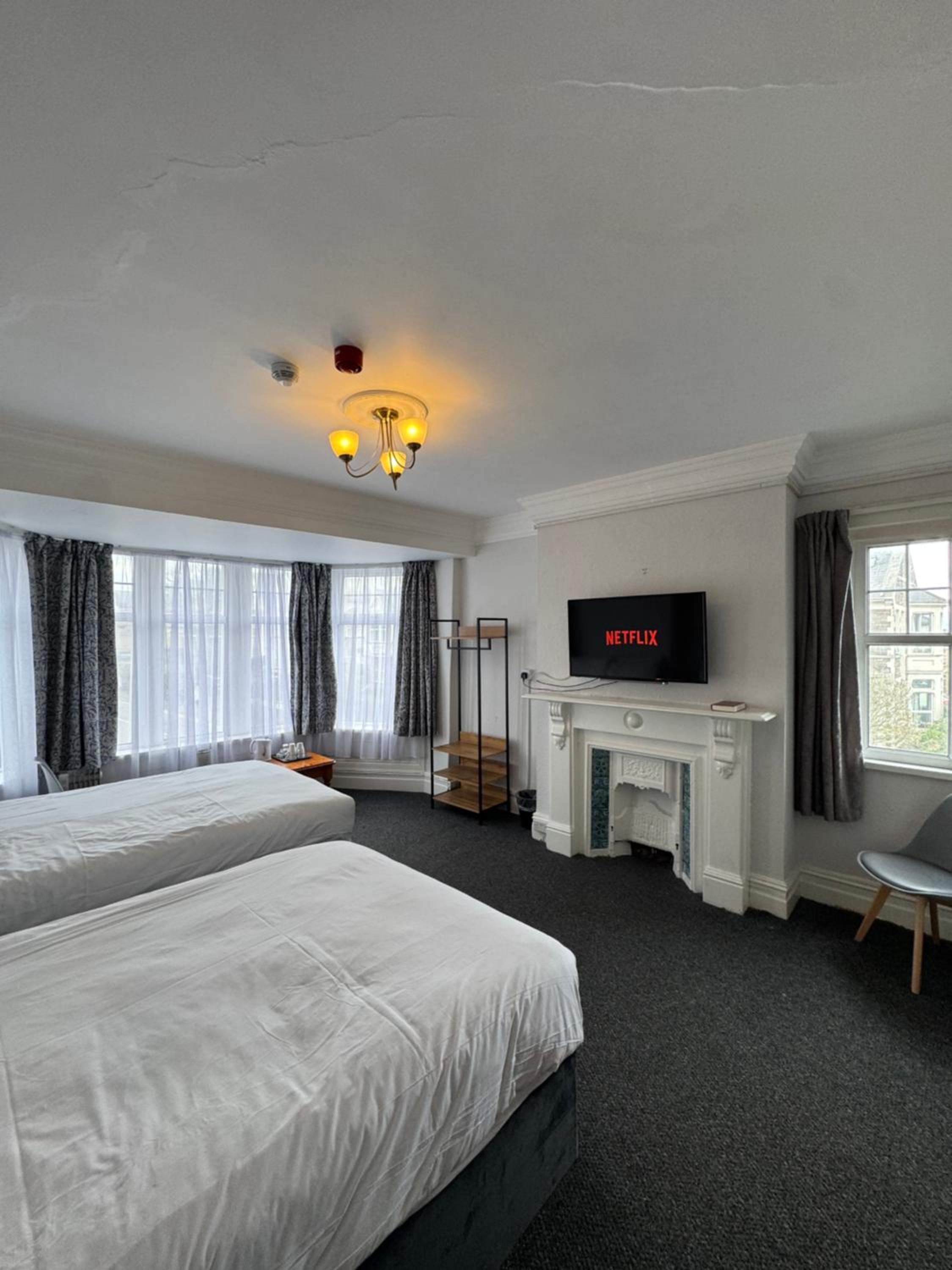 Double or Twin Room with Private Bathroom