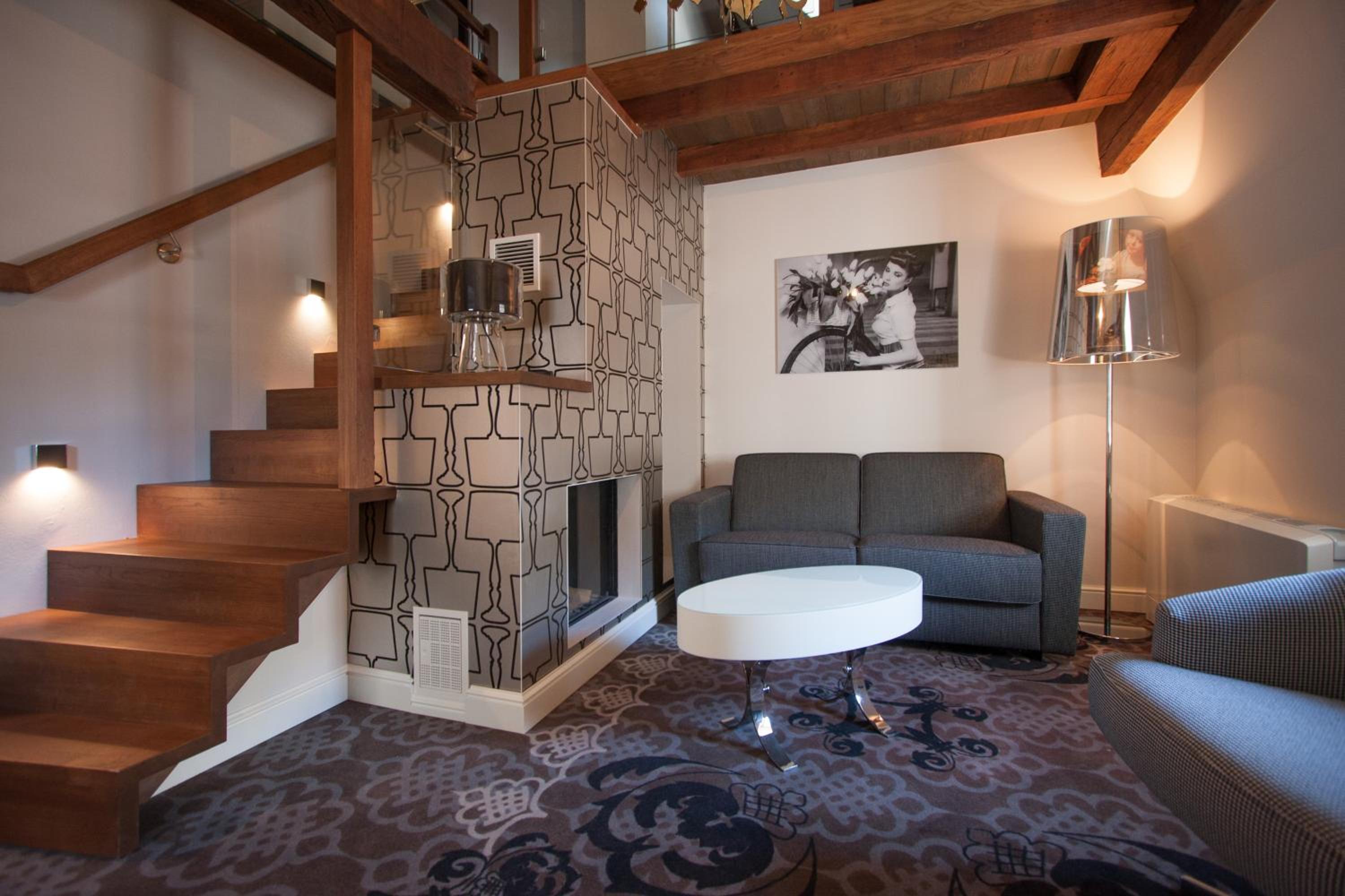 Duplex Suite - Photo 5