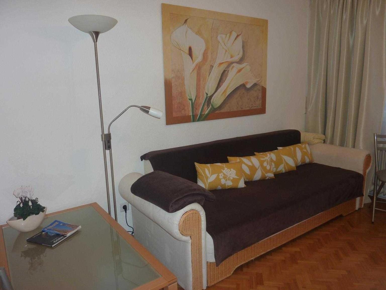 One-Bedroom Apartment with Balcony photo 1