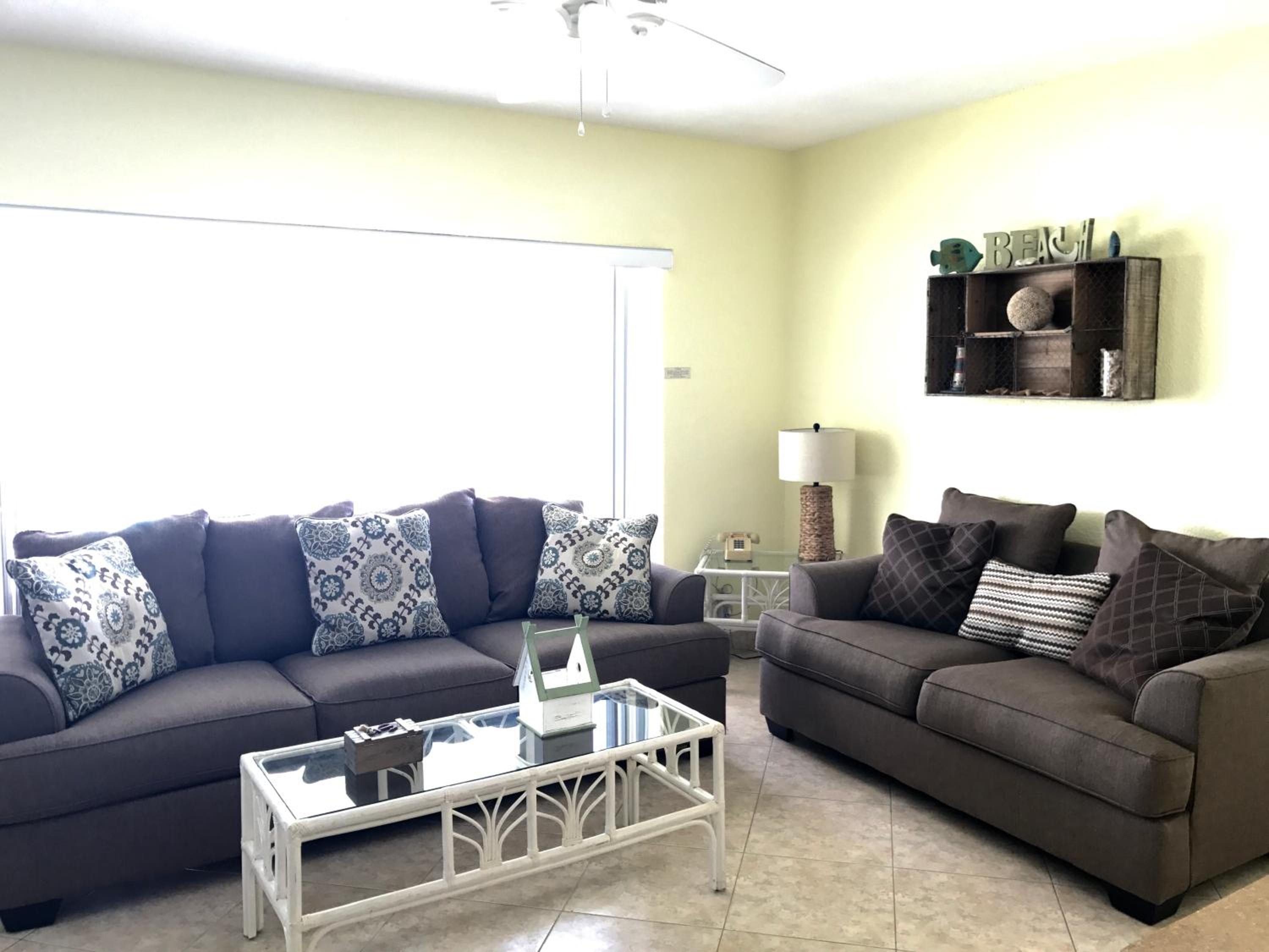 Apartment with Terrace 210
