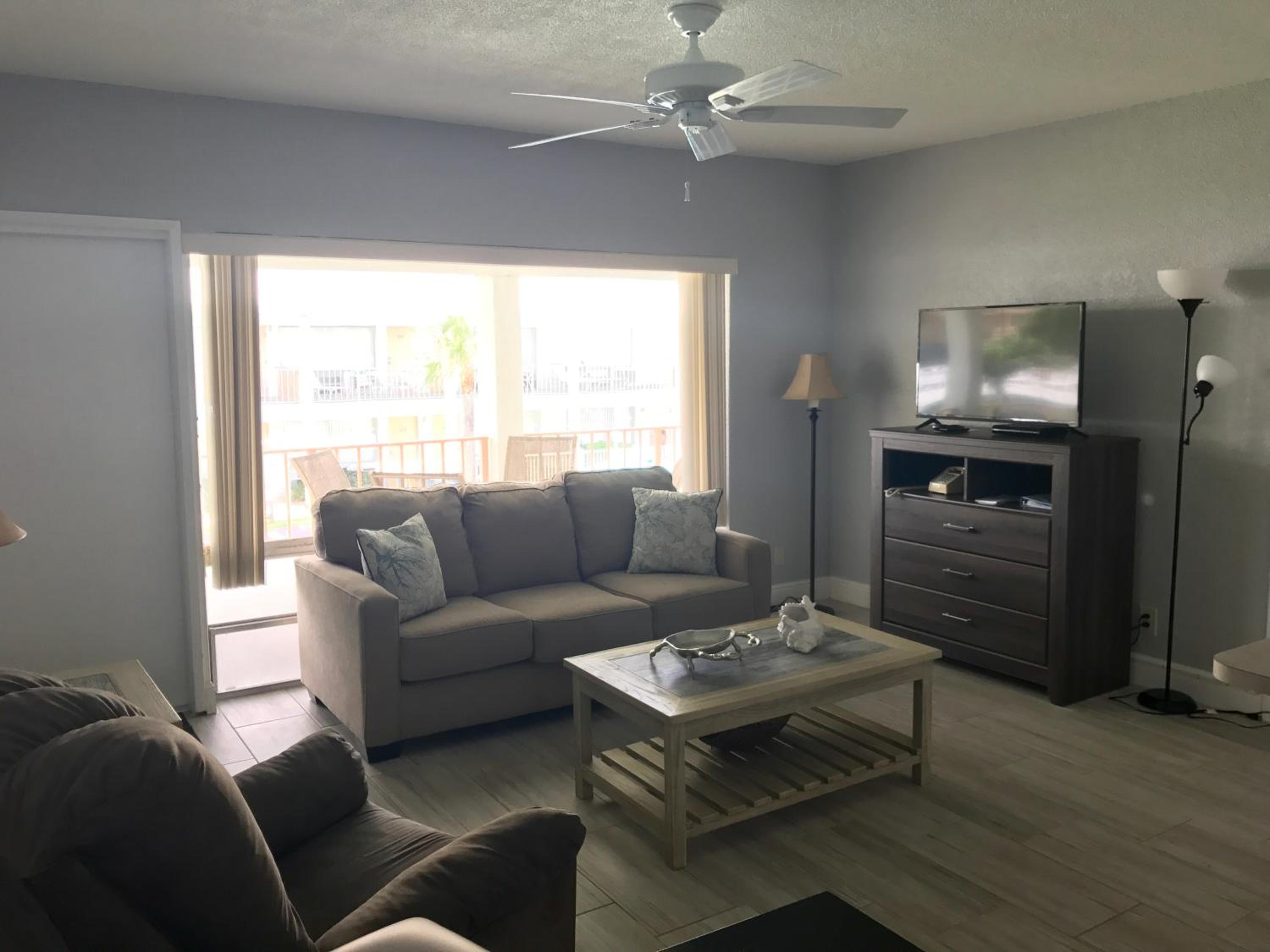 Apartment with Terrace 208