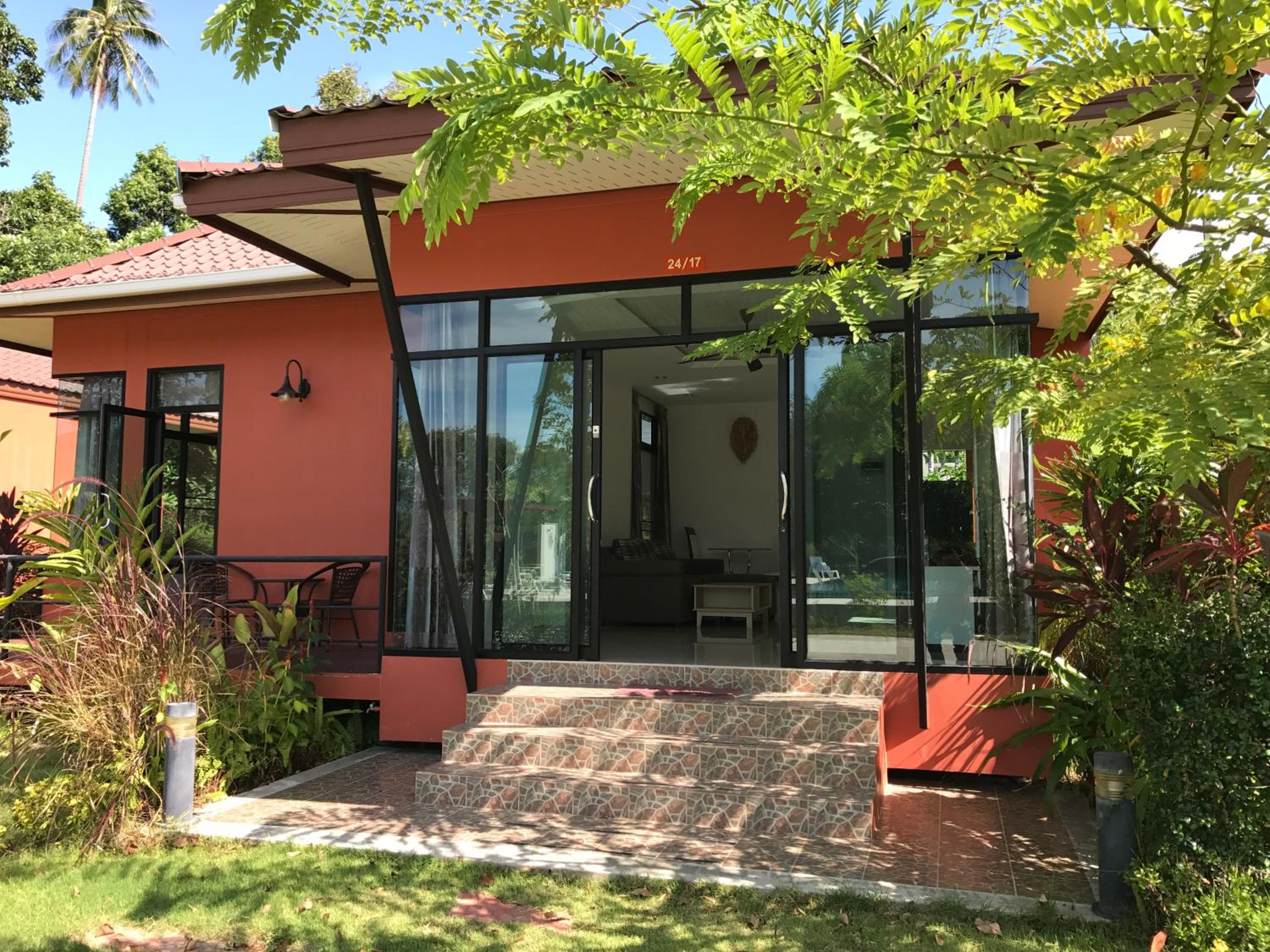 Villa with Garden View - Photo 6