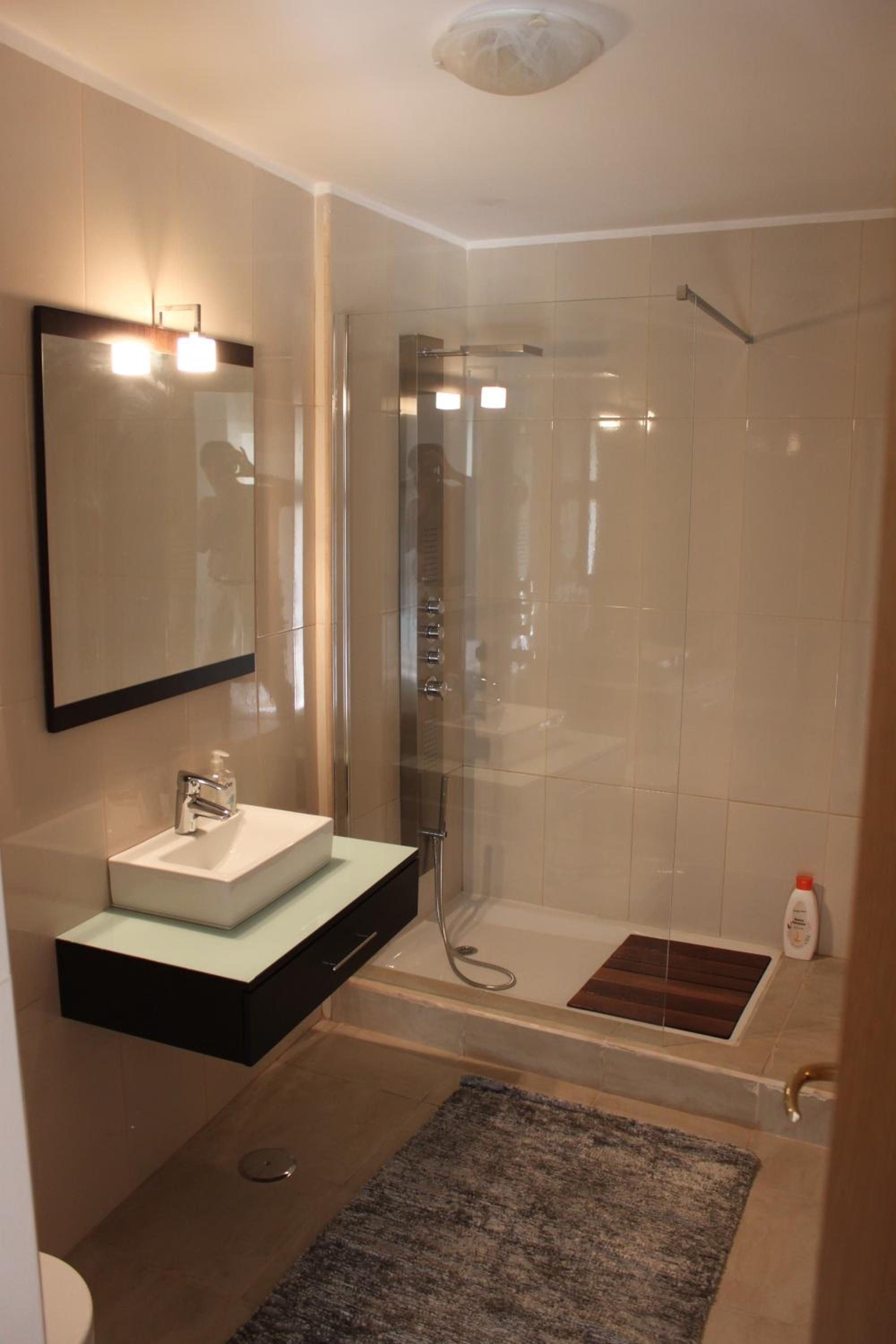 Double Room with Terrace - Photo 4