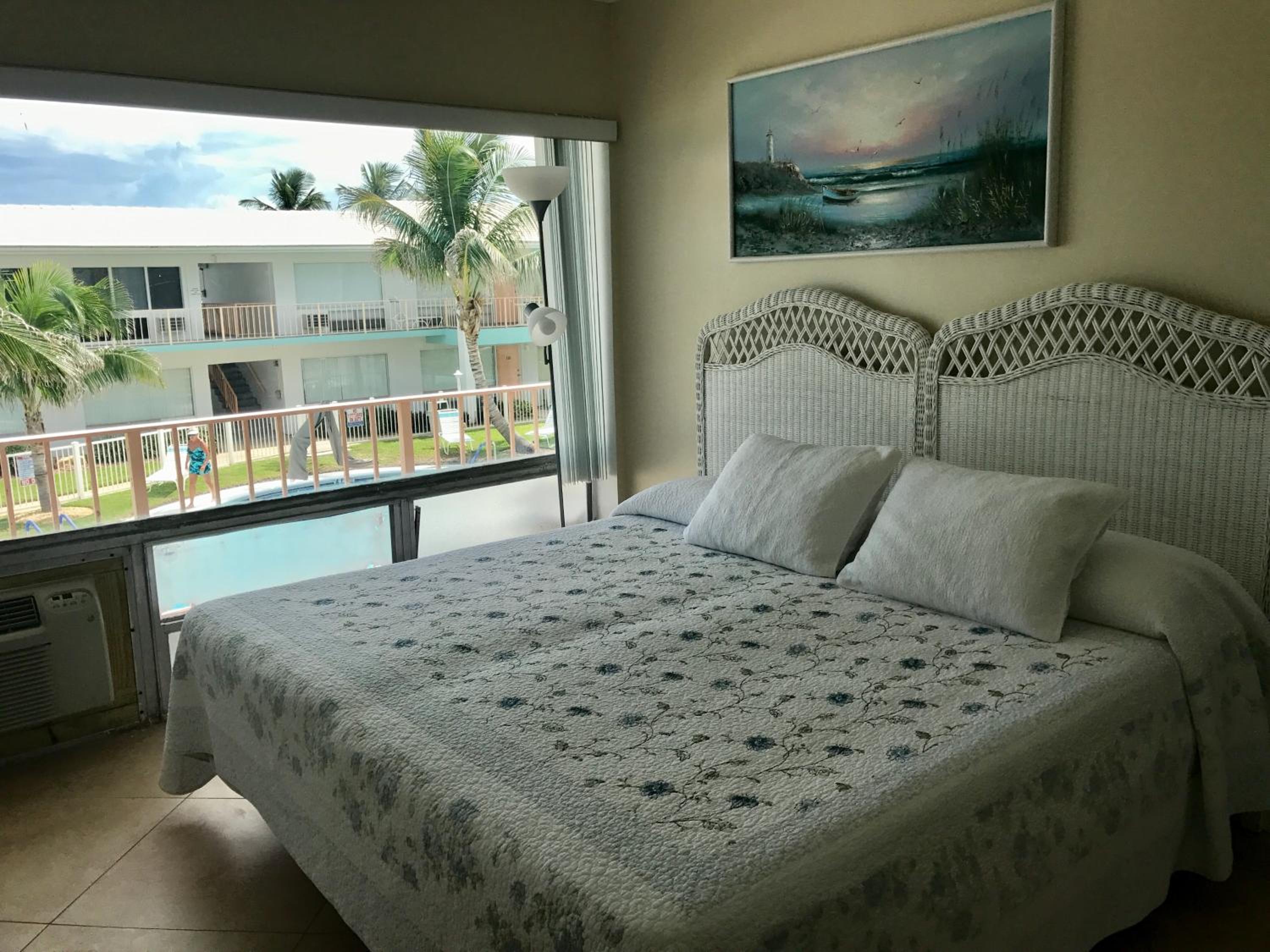Apartment with Balcony 211 photo 3