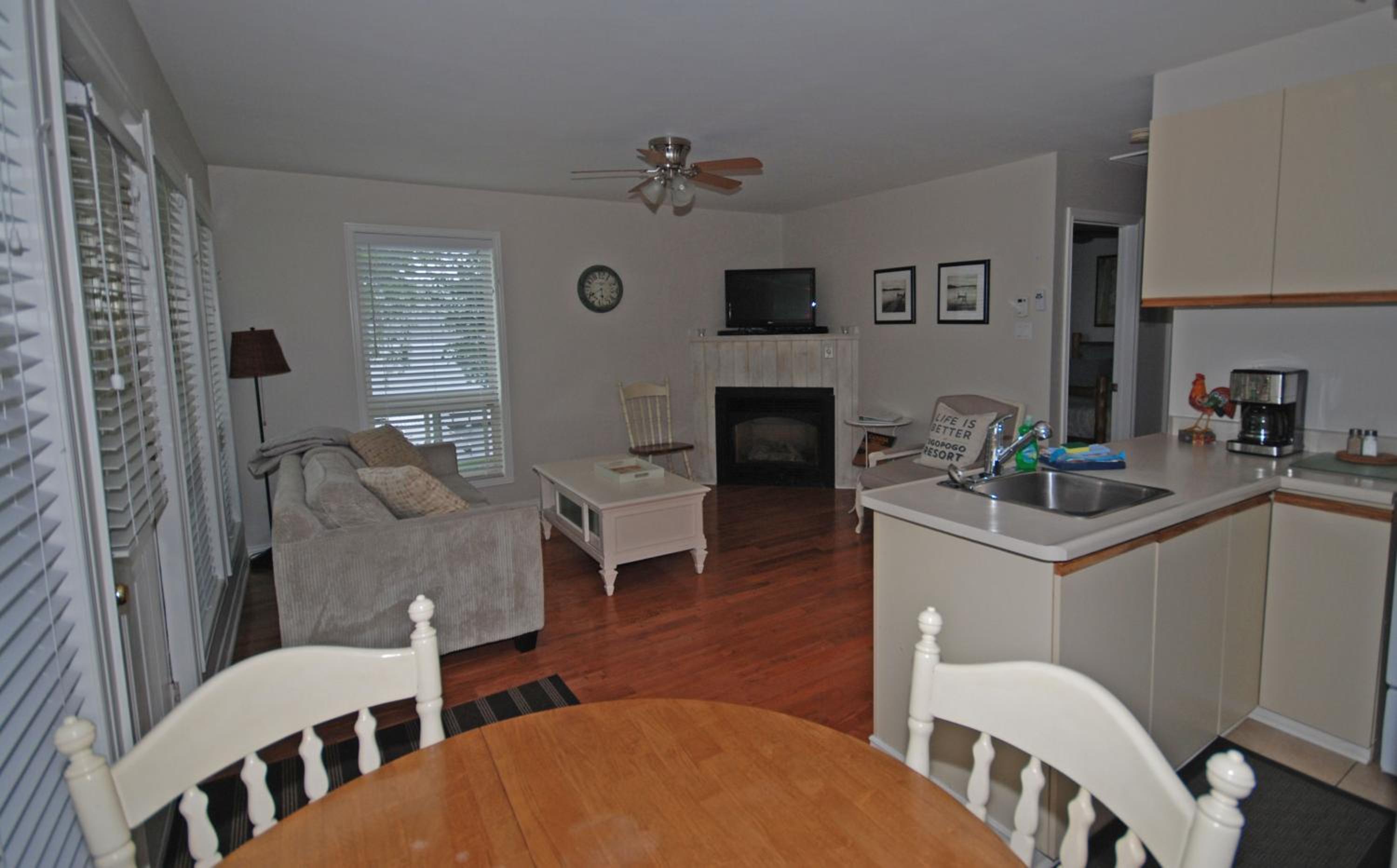 Two-Bedroom Lakeside Cottage with Fireplace