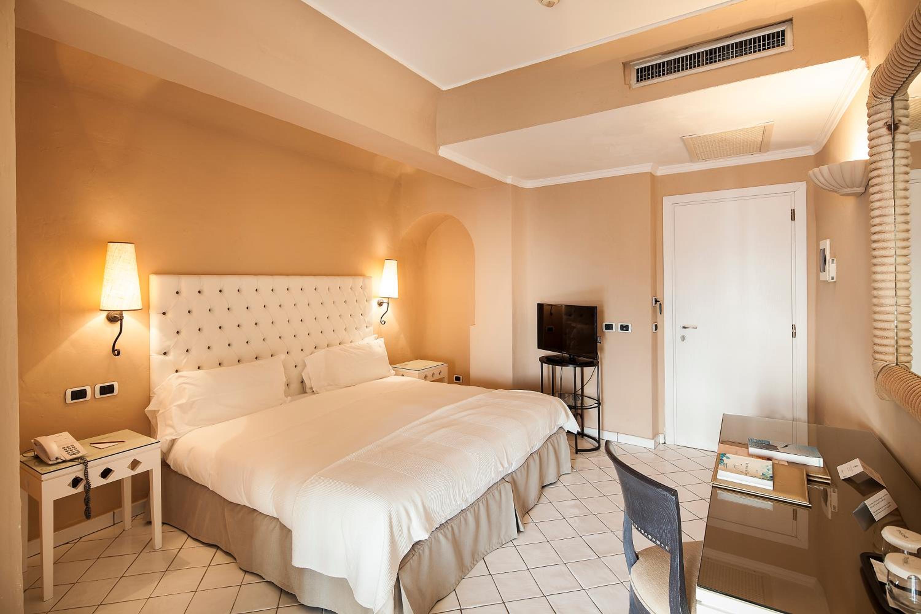 Comfort Double Room - Photo 1