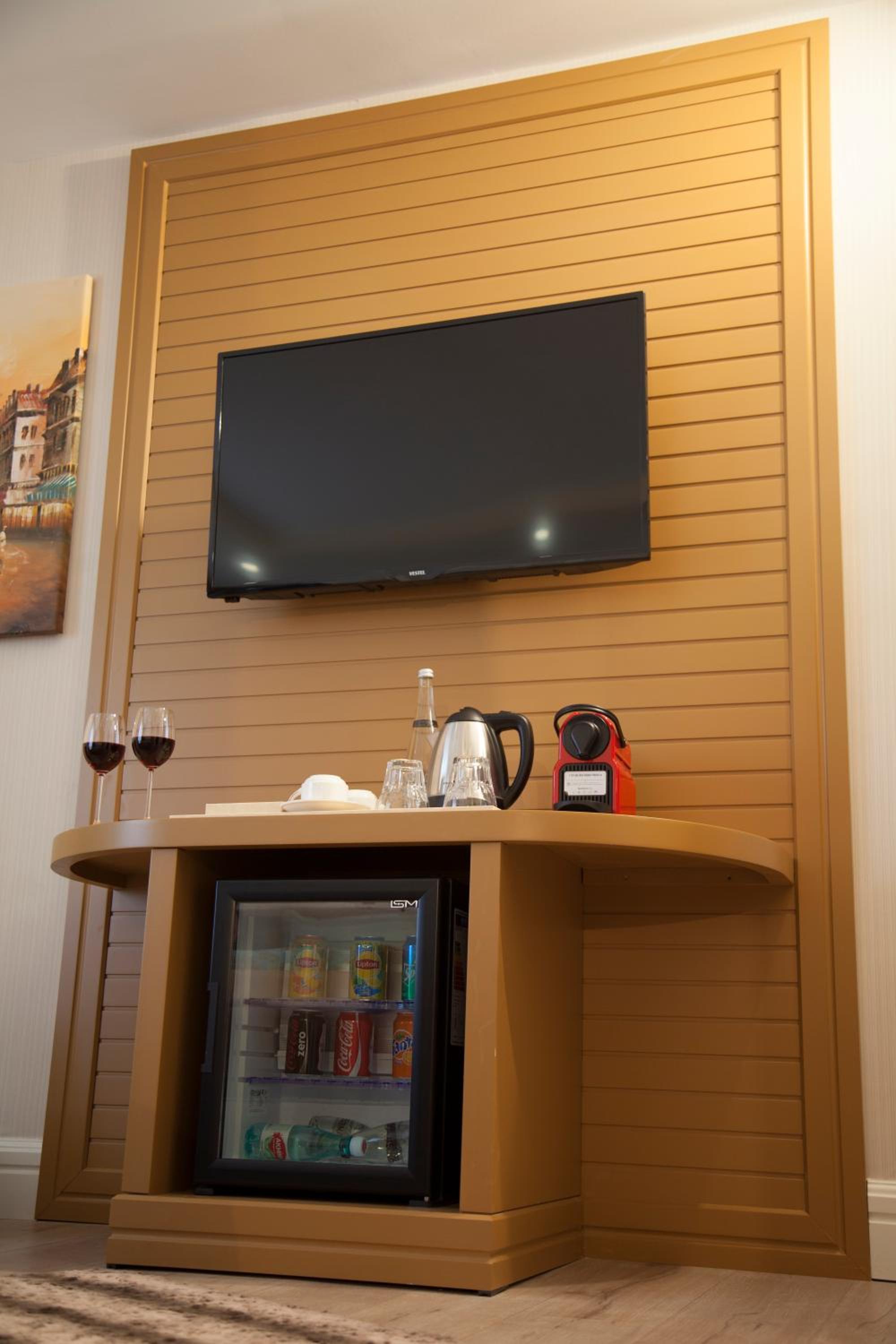 Luxury Suite with River View photo 1