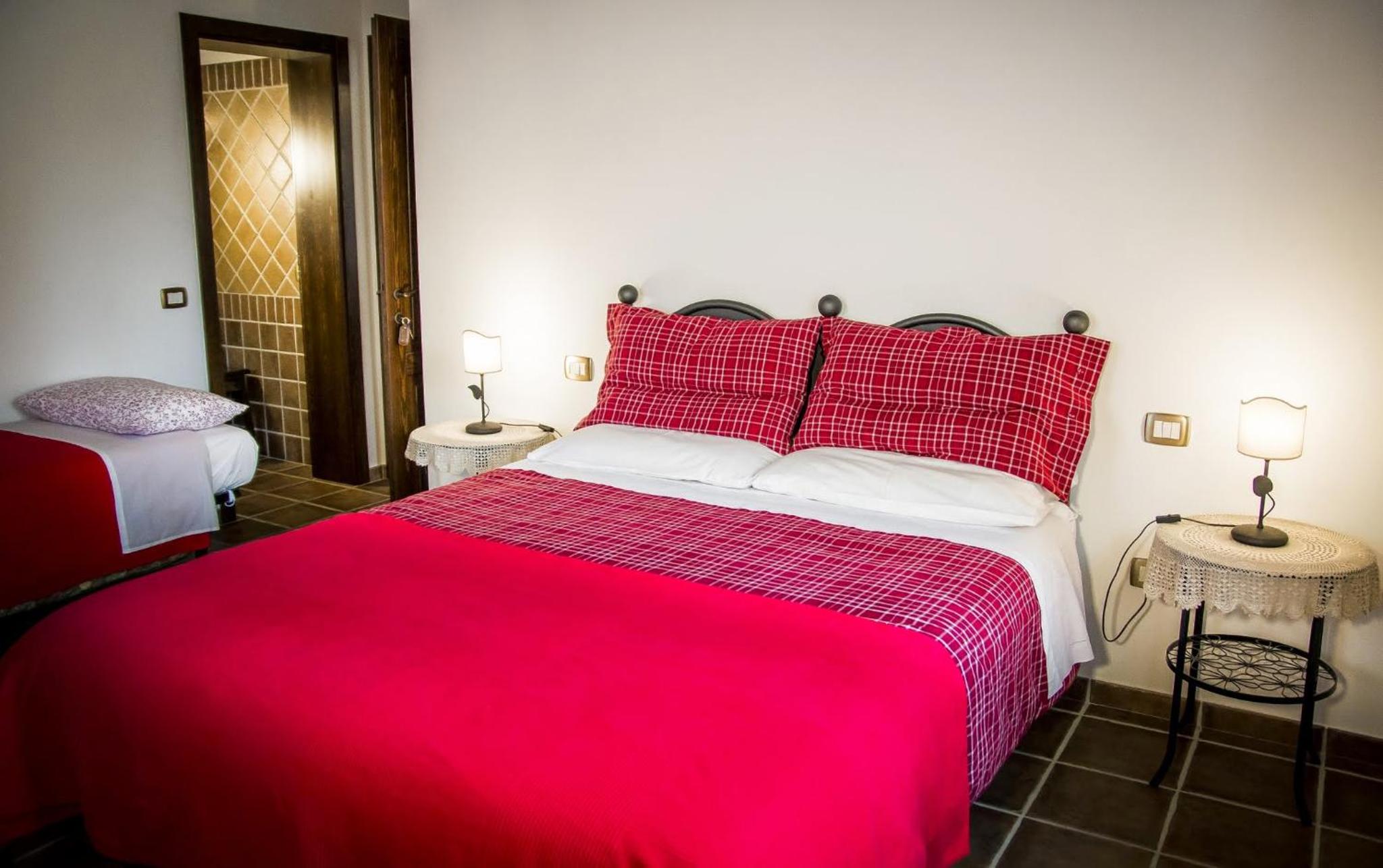 Triple Room - Photo 1