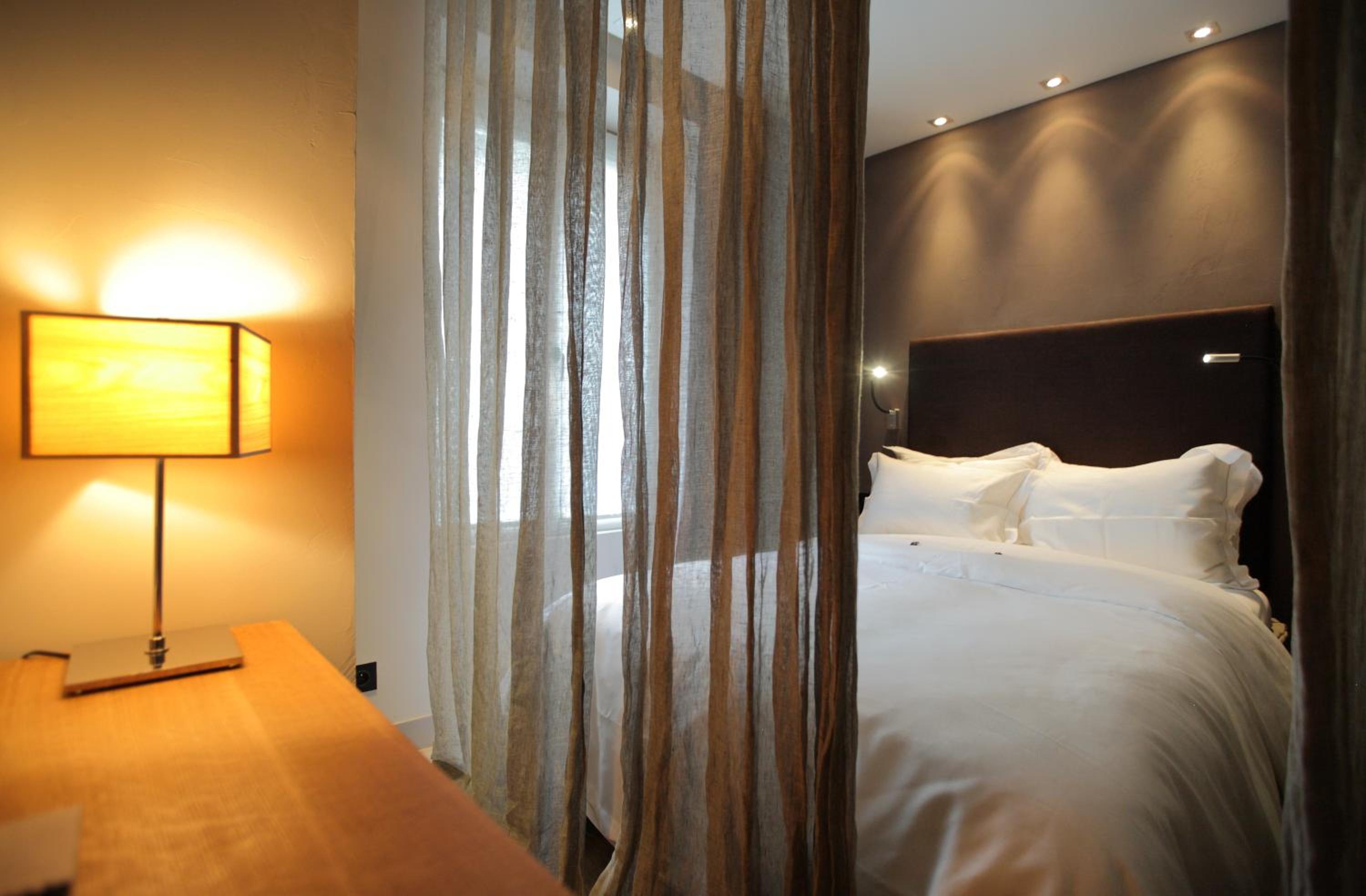 Intuition Room thumbnail 6