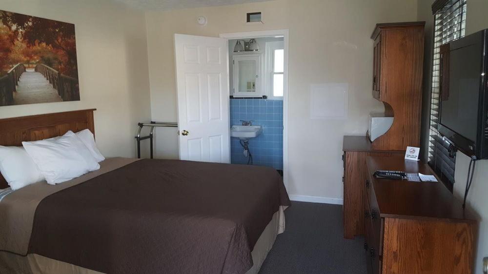 Standard Double Room photo 2