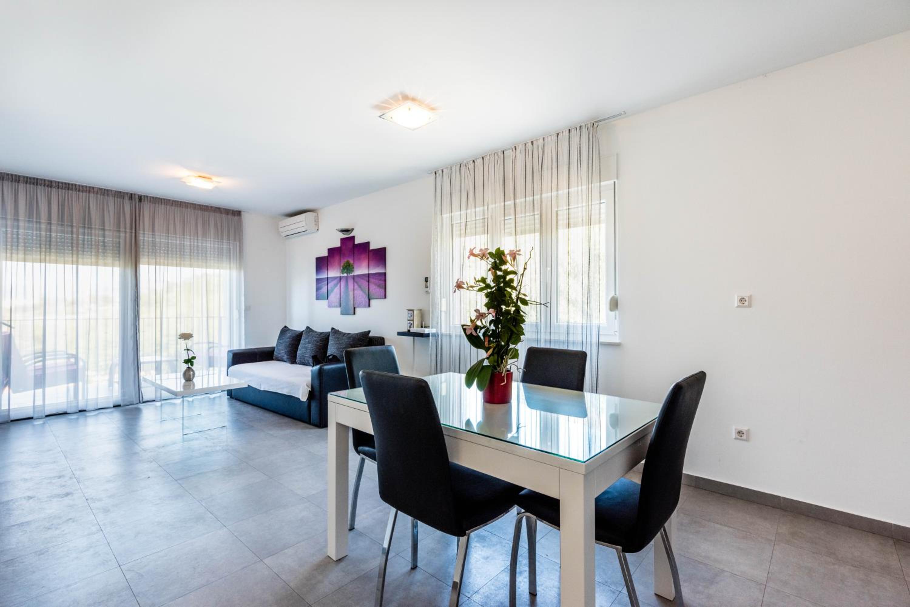 Apartment with Sea View