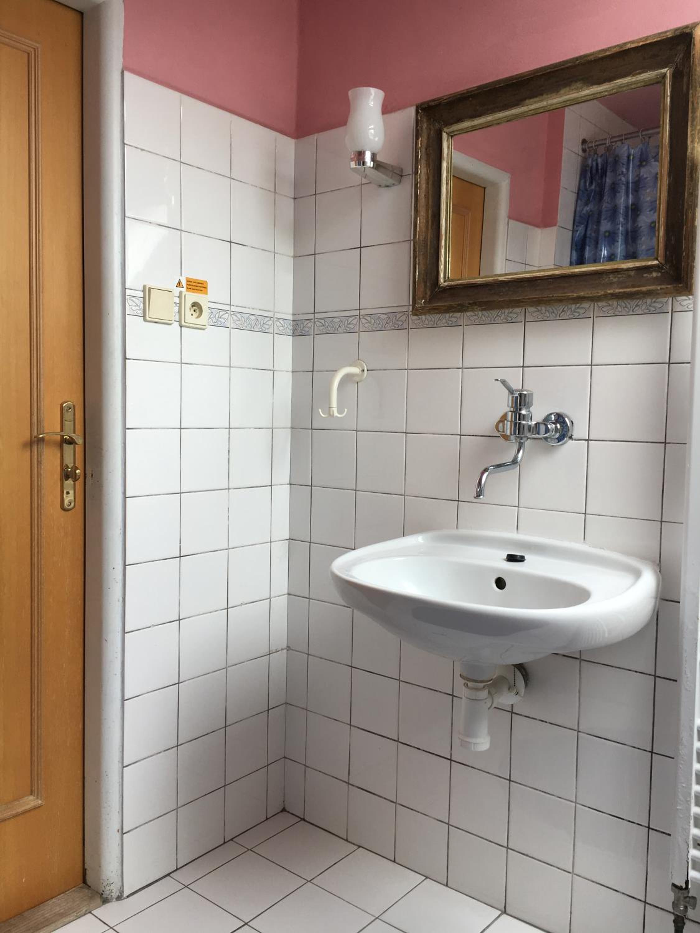 Quadruple Room with Private External Bathroom photo 1