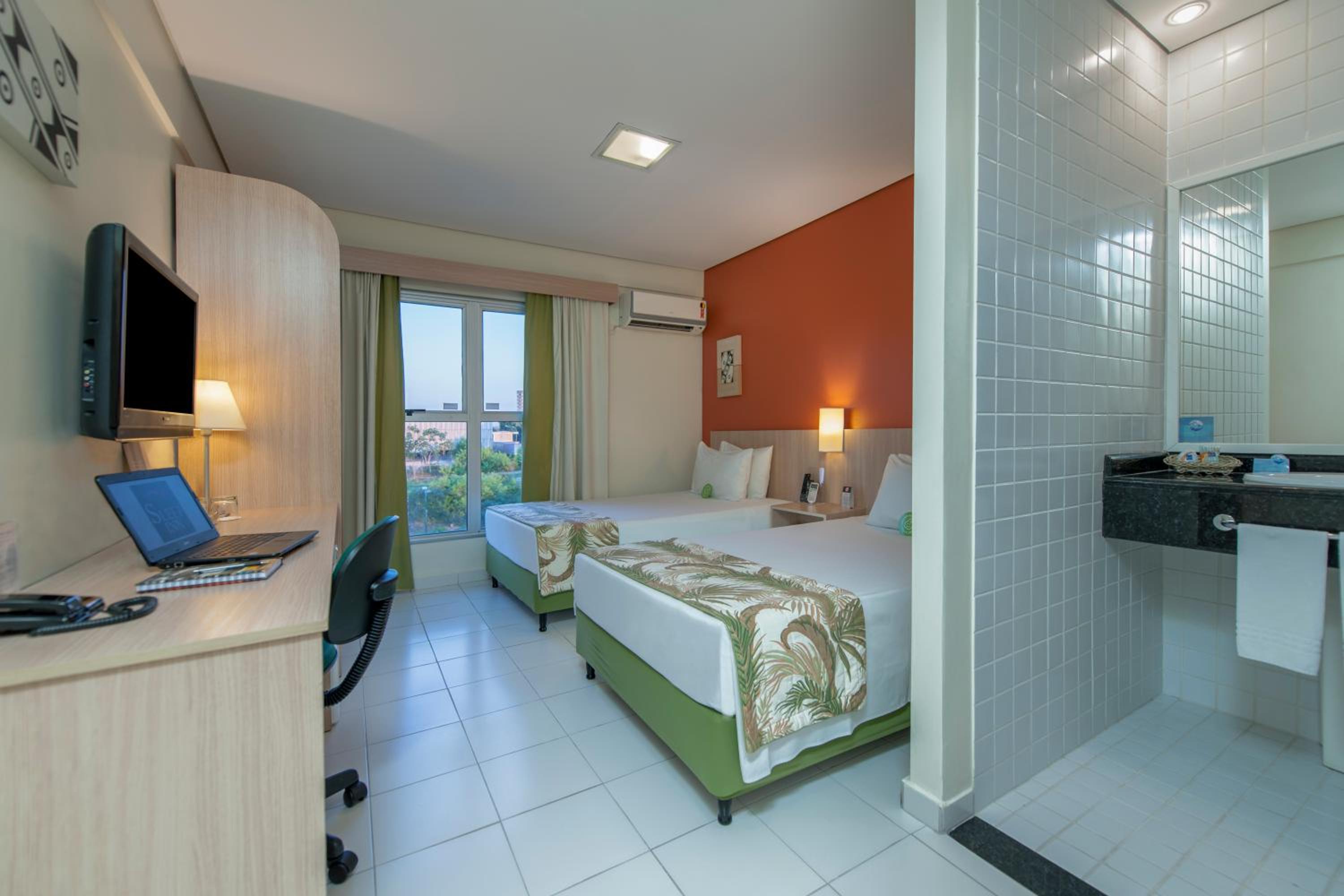 Superior Twin Room - Photo 4