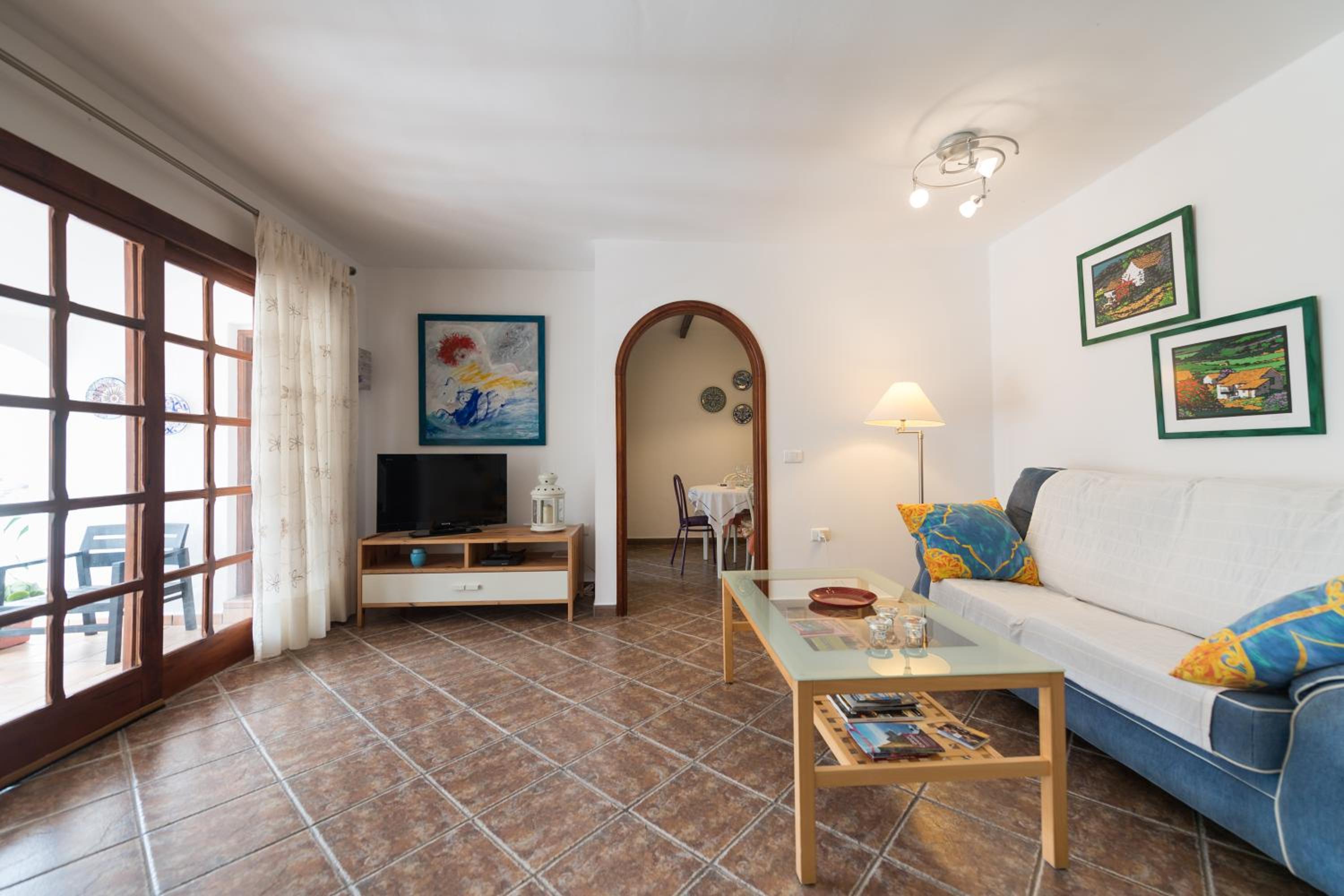 Casa adosada de tres habitaciones