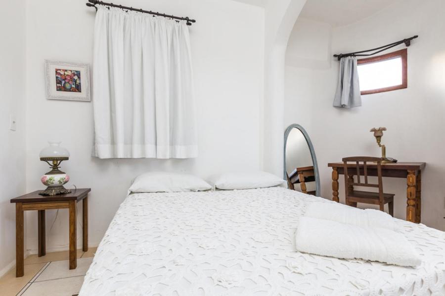Double Room with Private Bathroom - Photo 10