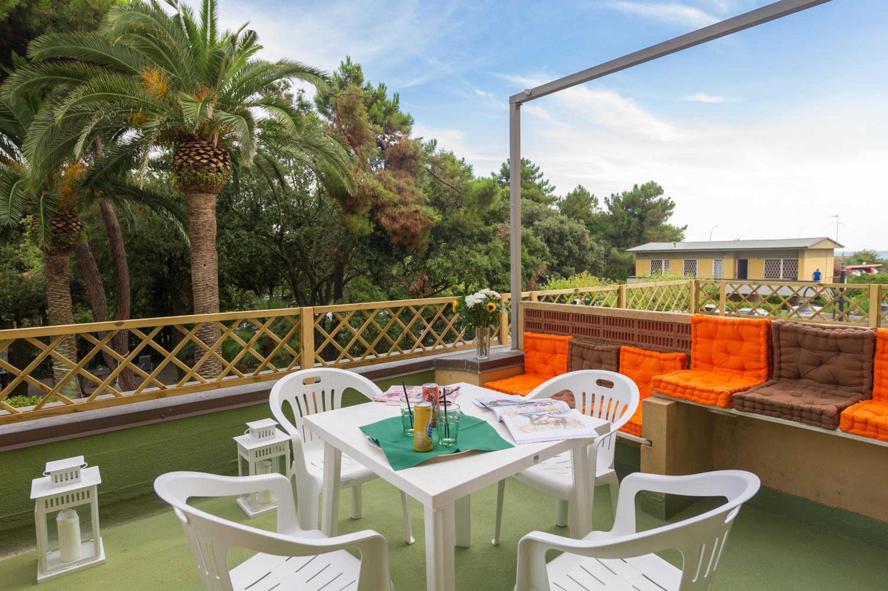 Double Room with Balcony photo 3