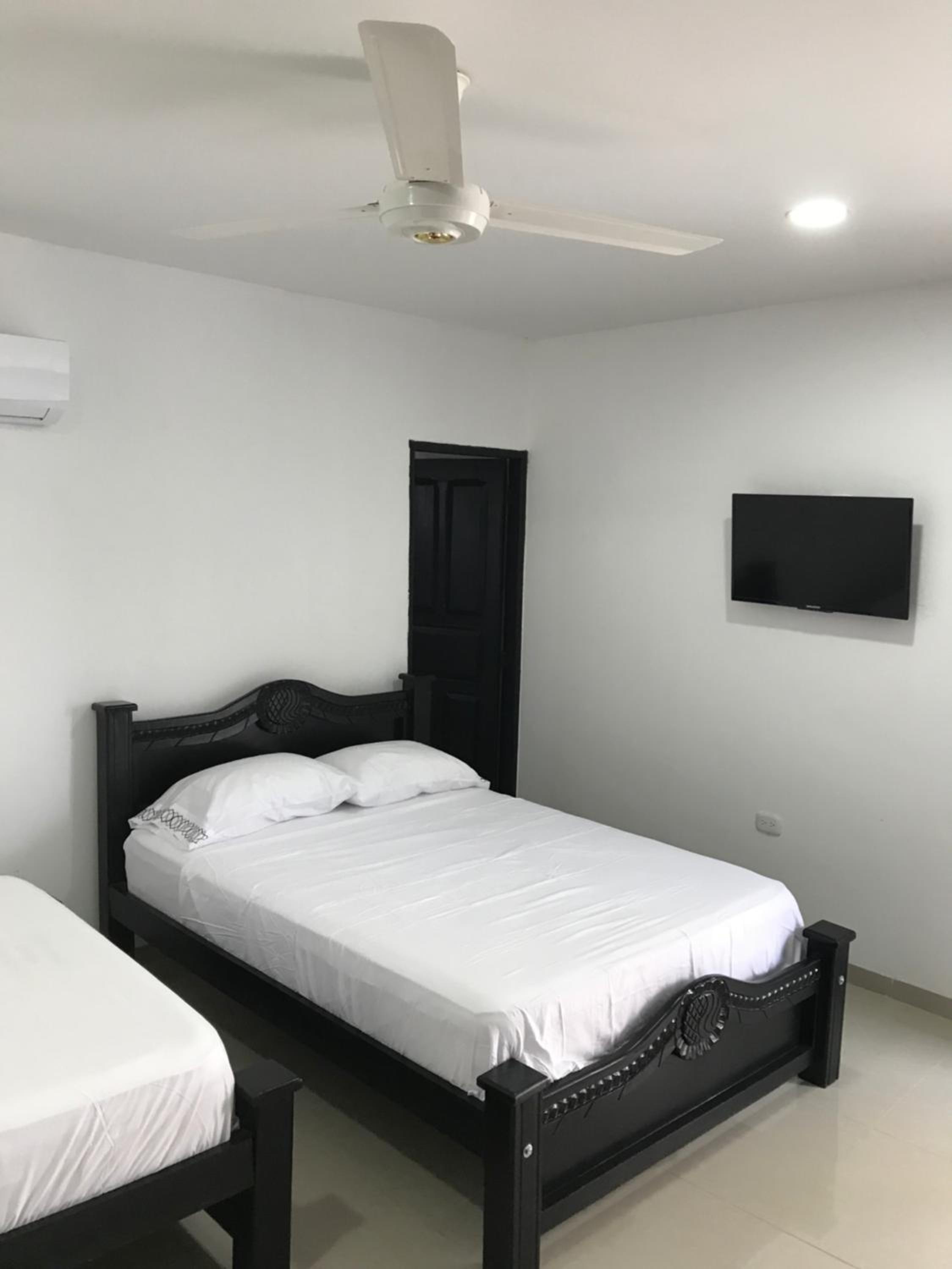 Deluxe Family Room photo 2