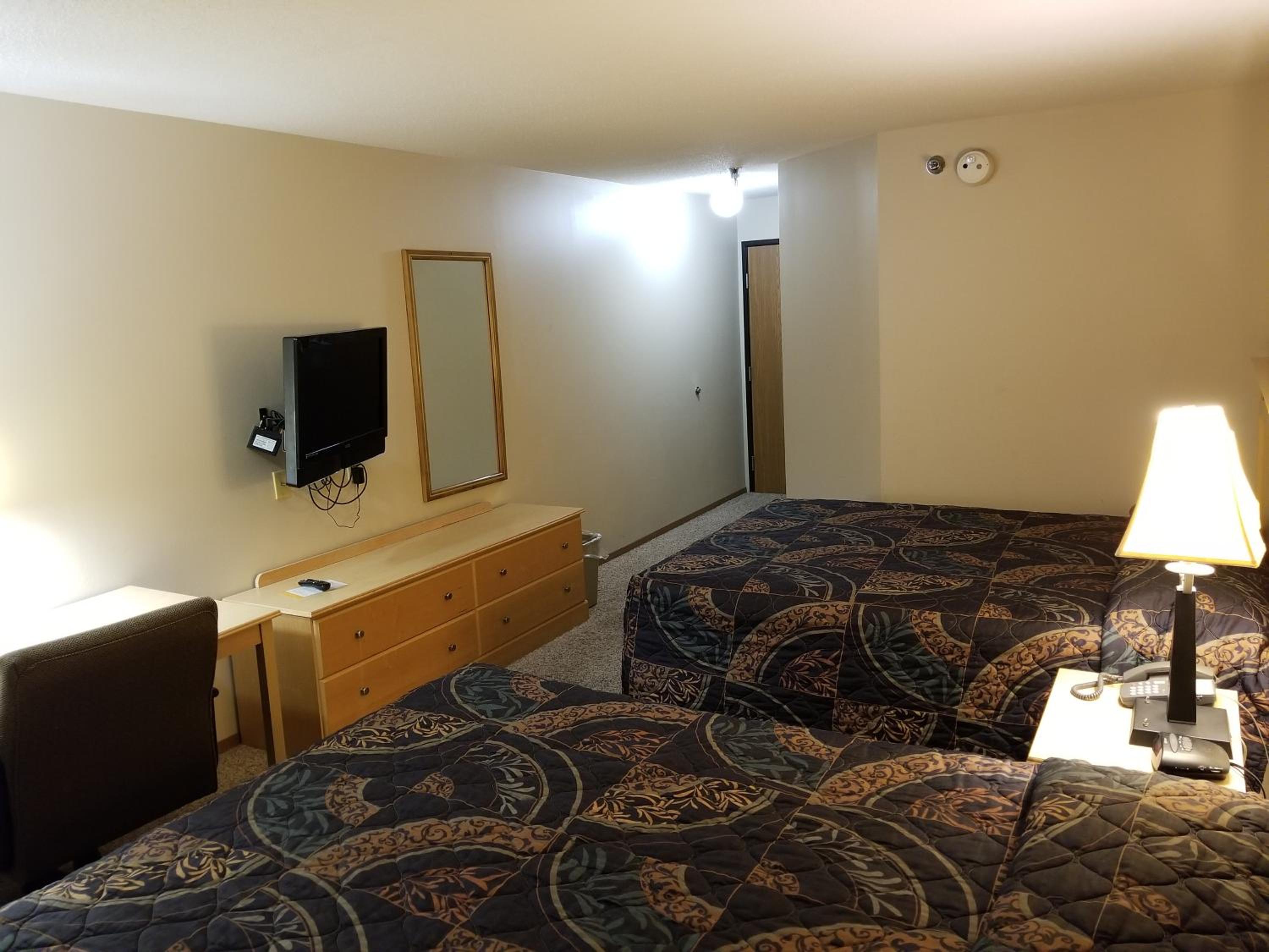 Queen Room with Two Queen Beds - Photo 1