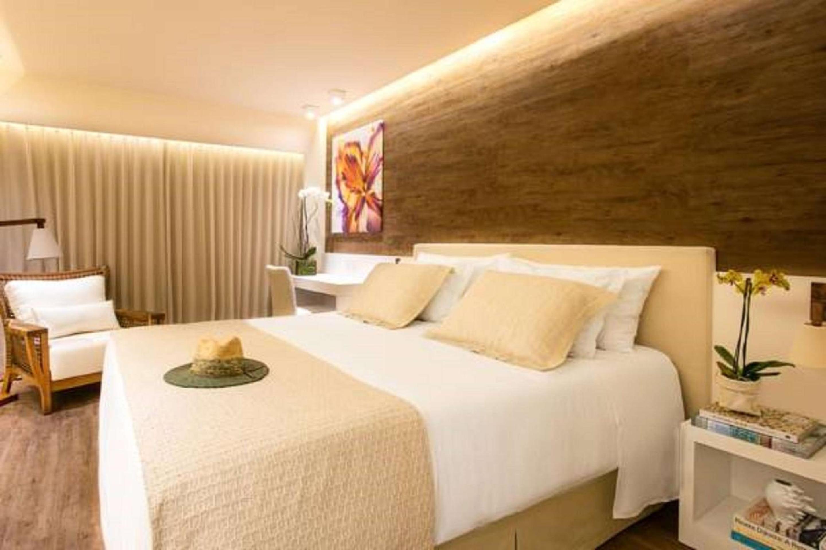 Available room thumbnail 5