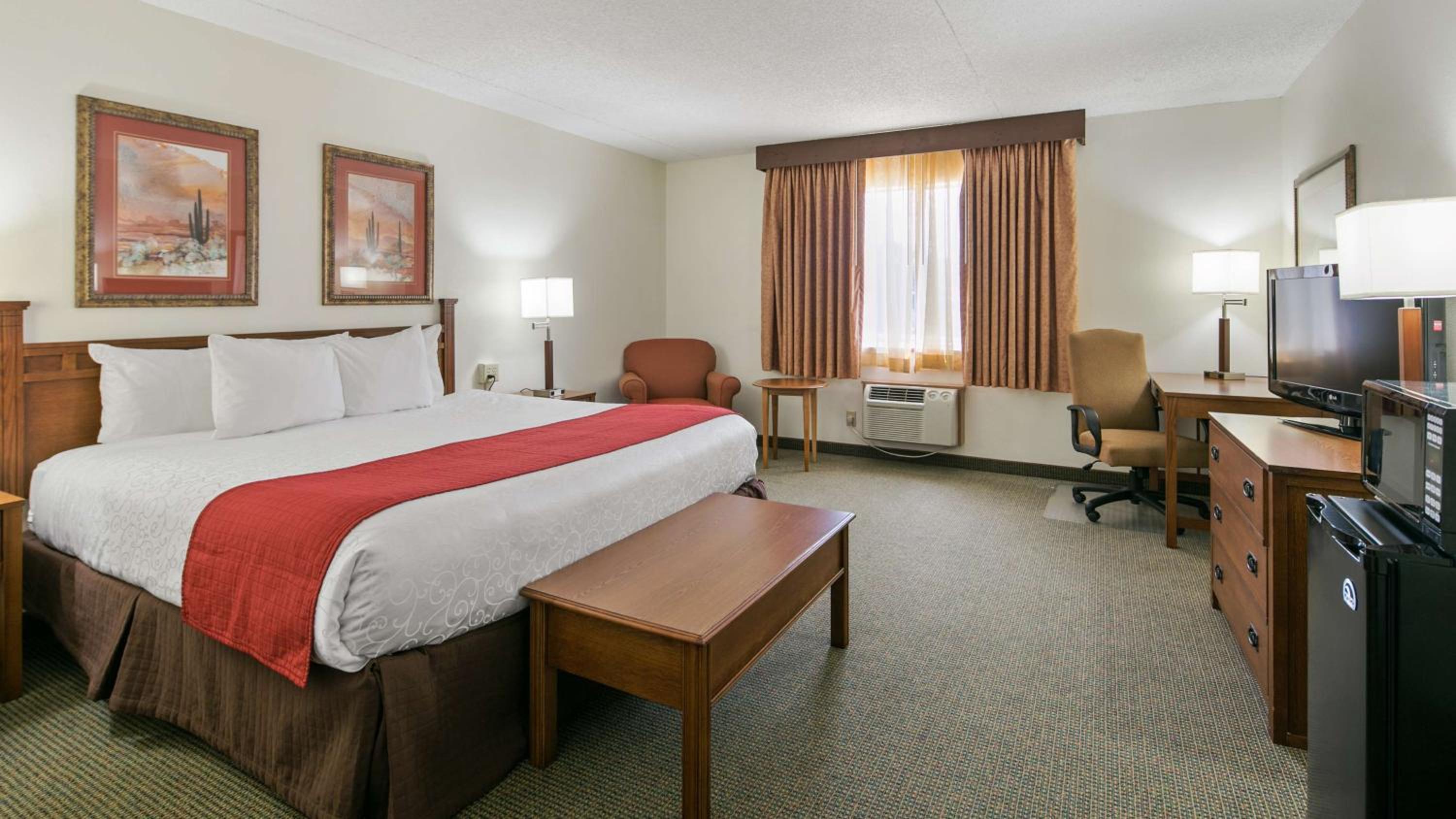 King Room - First Floor/Non-Smoking photo 3