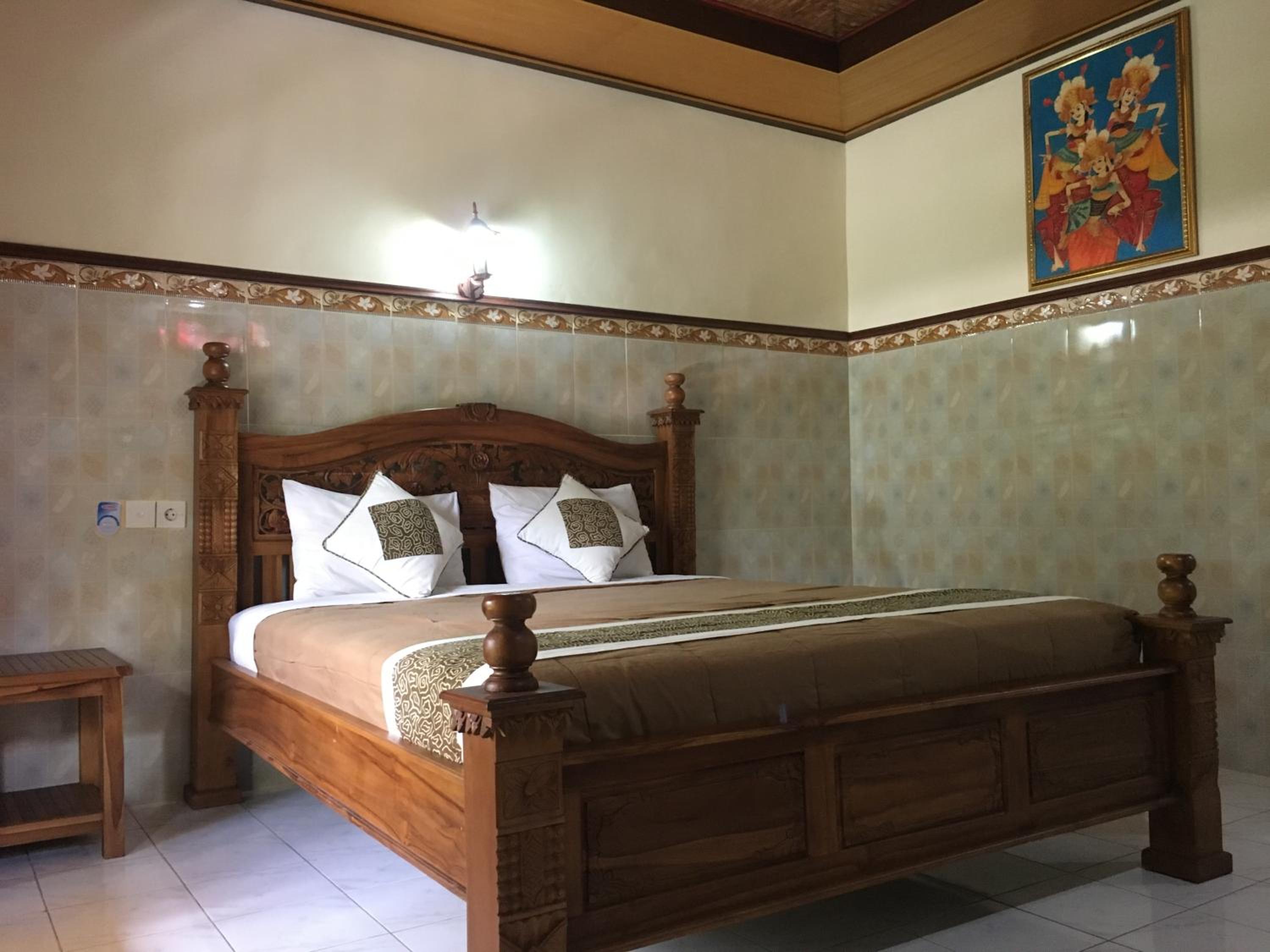 Standard Double or Twin Room with Fan - Photo 31