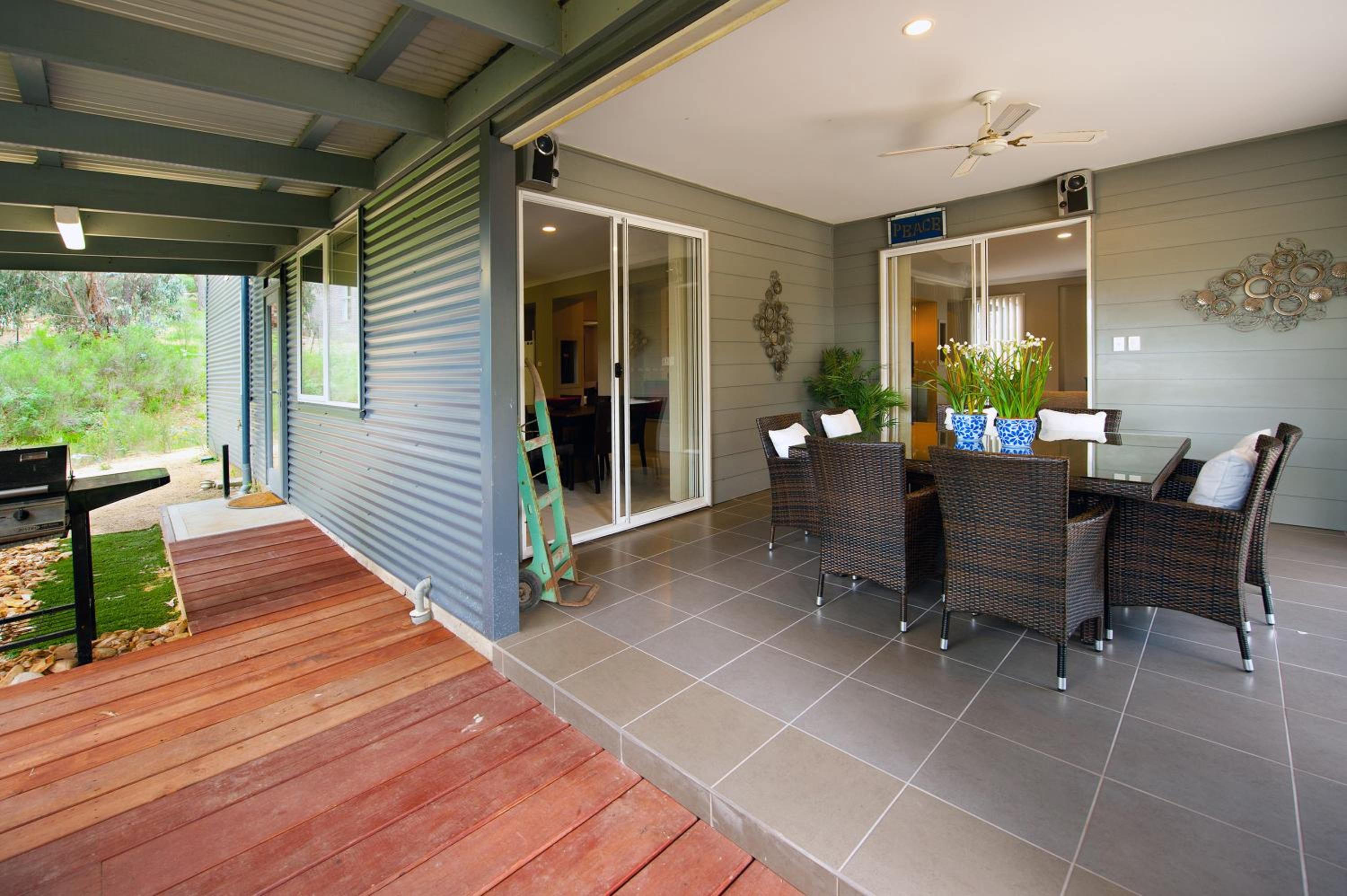 Four-Bedroom House photo 3