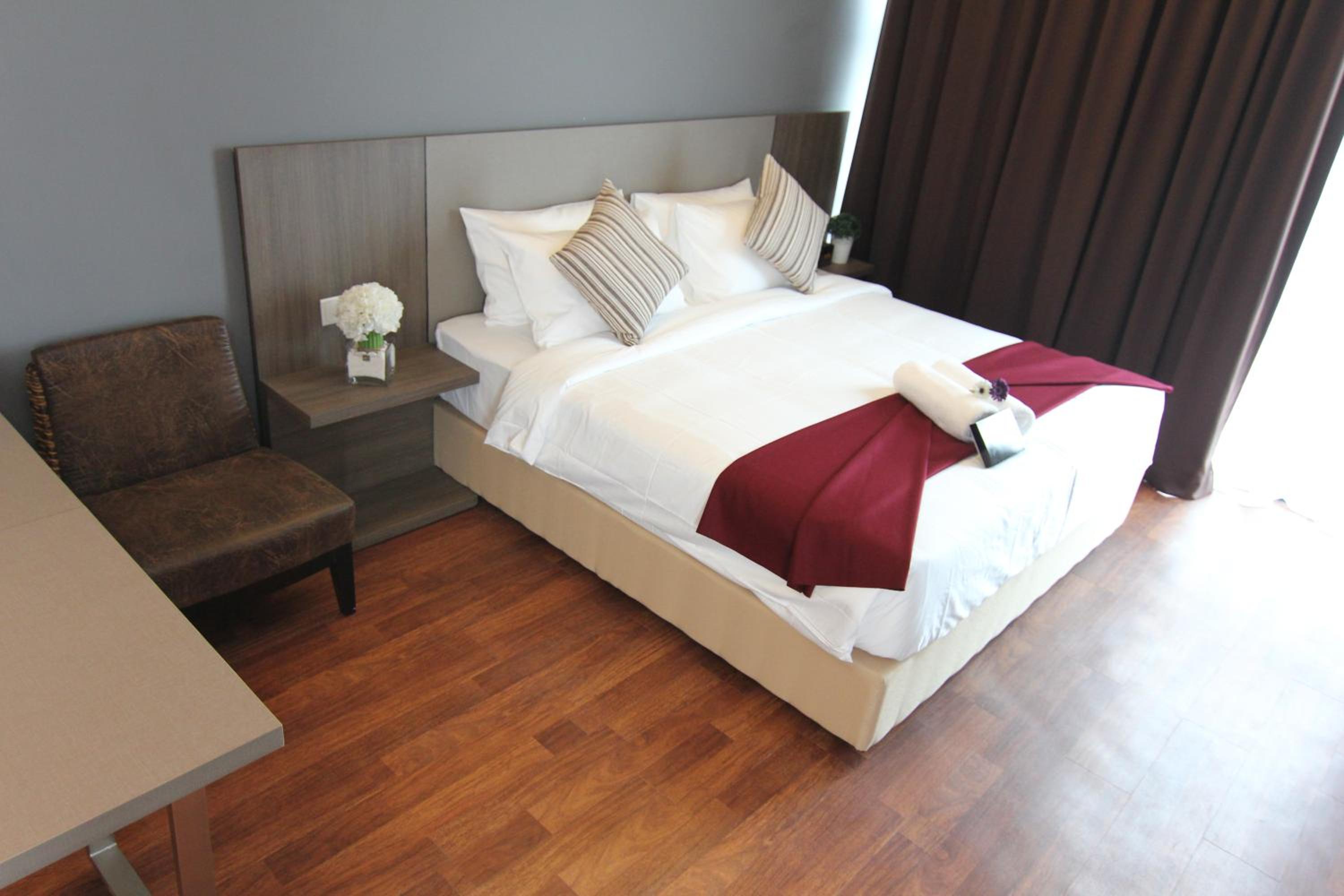 Executive Deluxe Suite - Photo 14