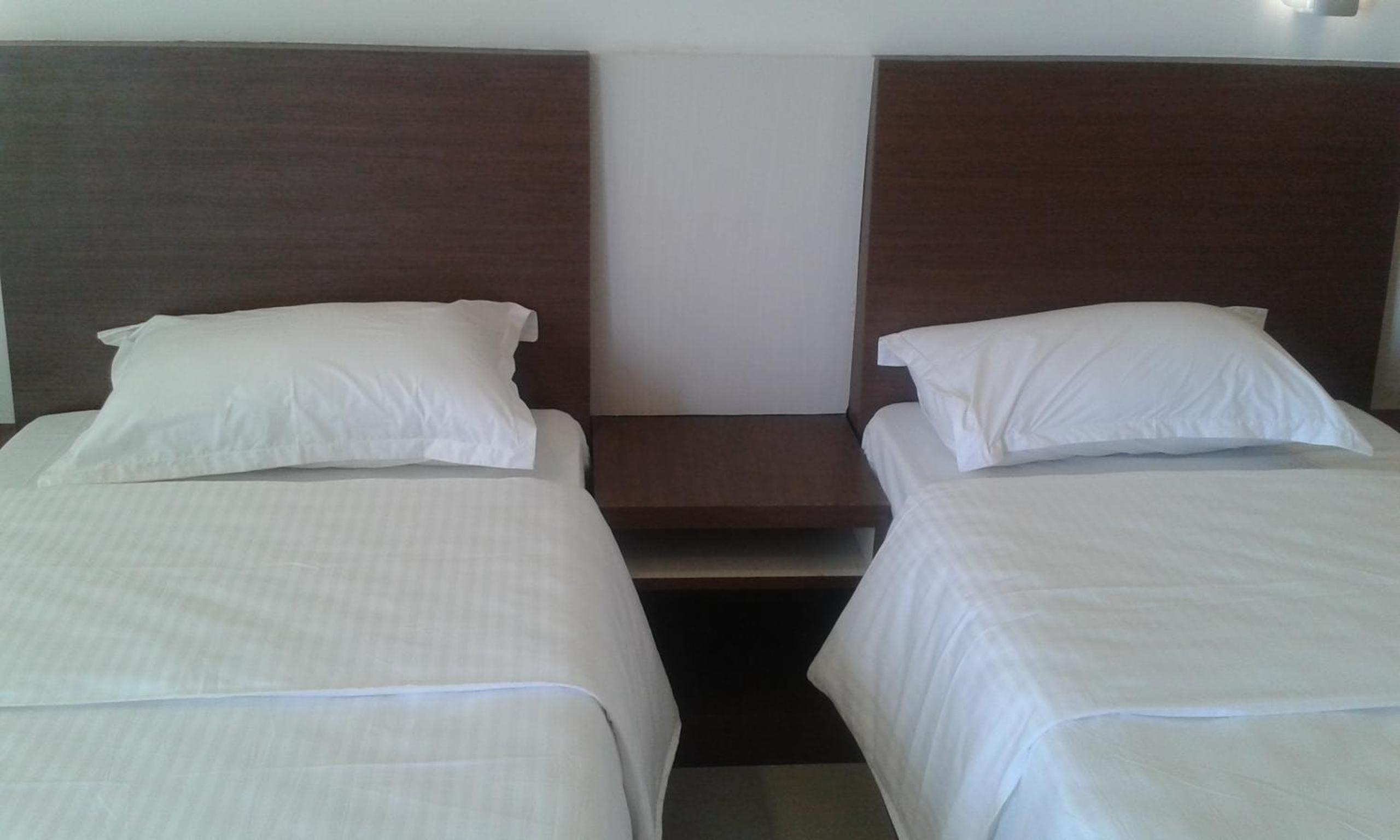 Standard Double Room - Photo 4