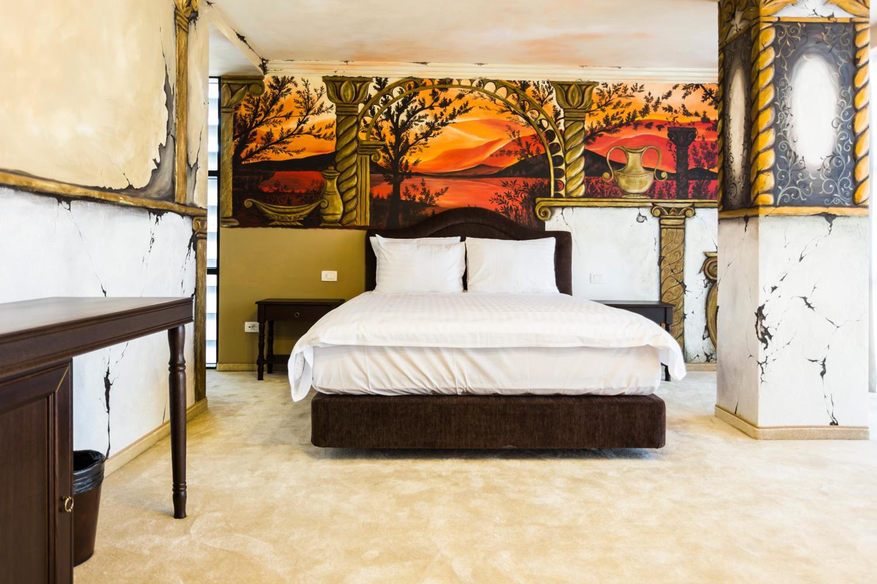 Premium Double Room - Photo 10
