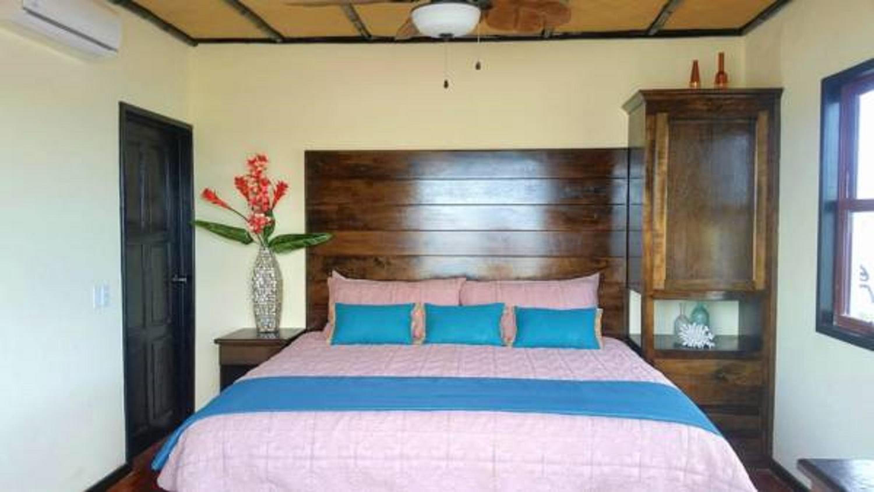 King Room with Sea View photo 2