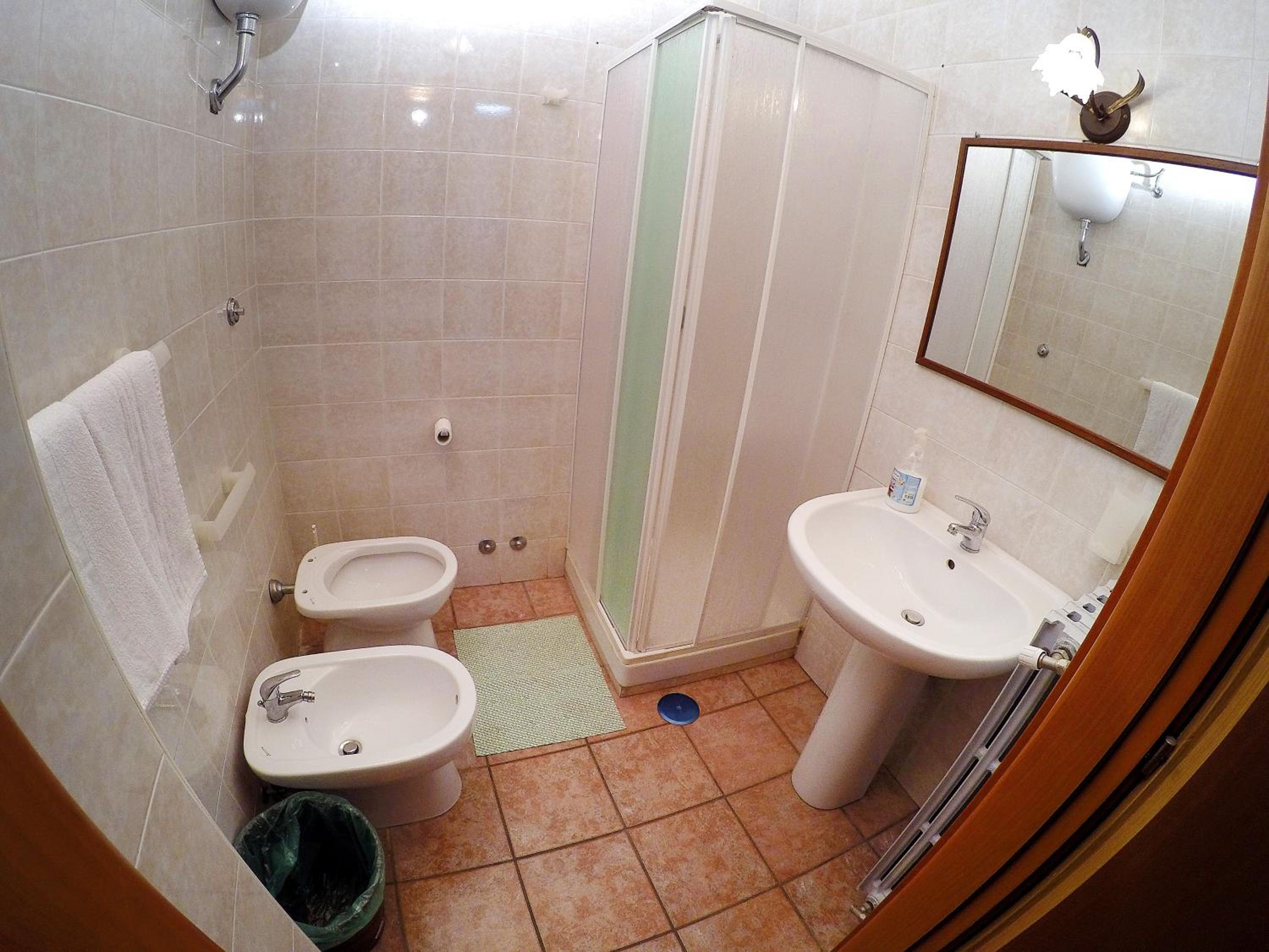 Family Room With Private Bathroom photo 3