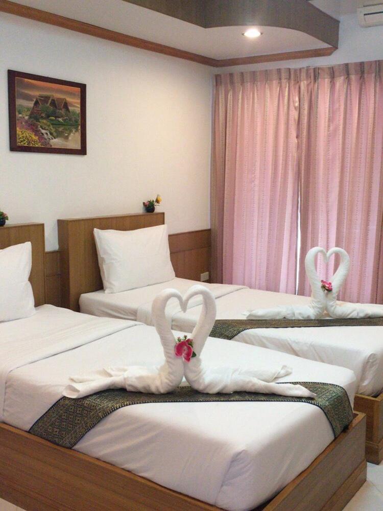Standard Twin Room photo 2