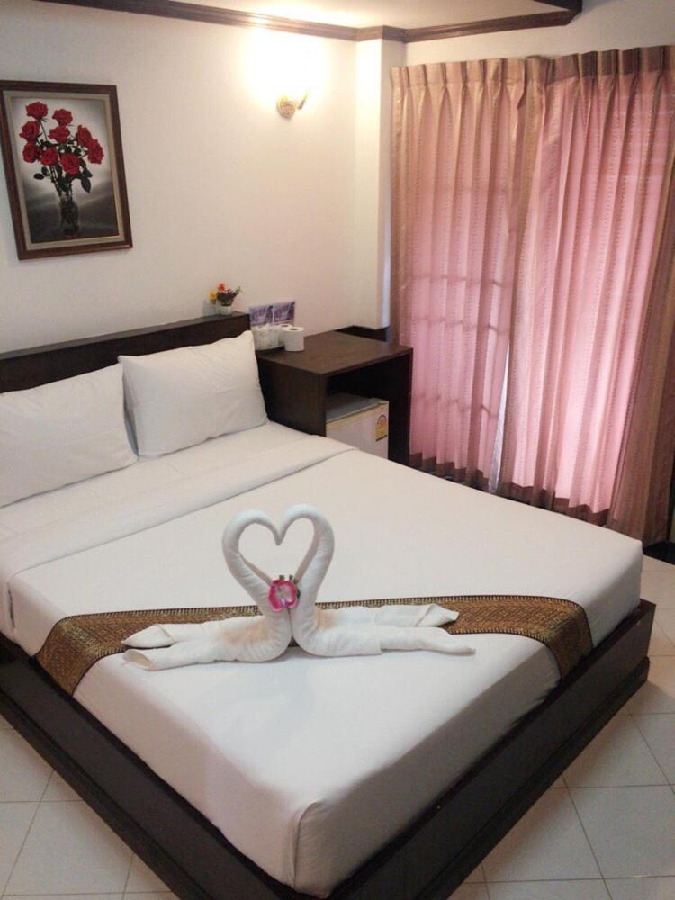 Standard Double Room photo 3