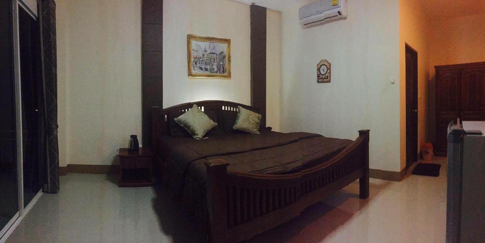 Bungalow photo 1