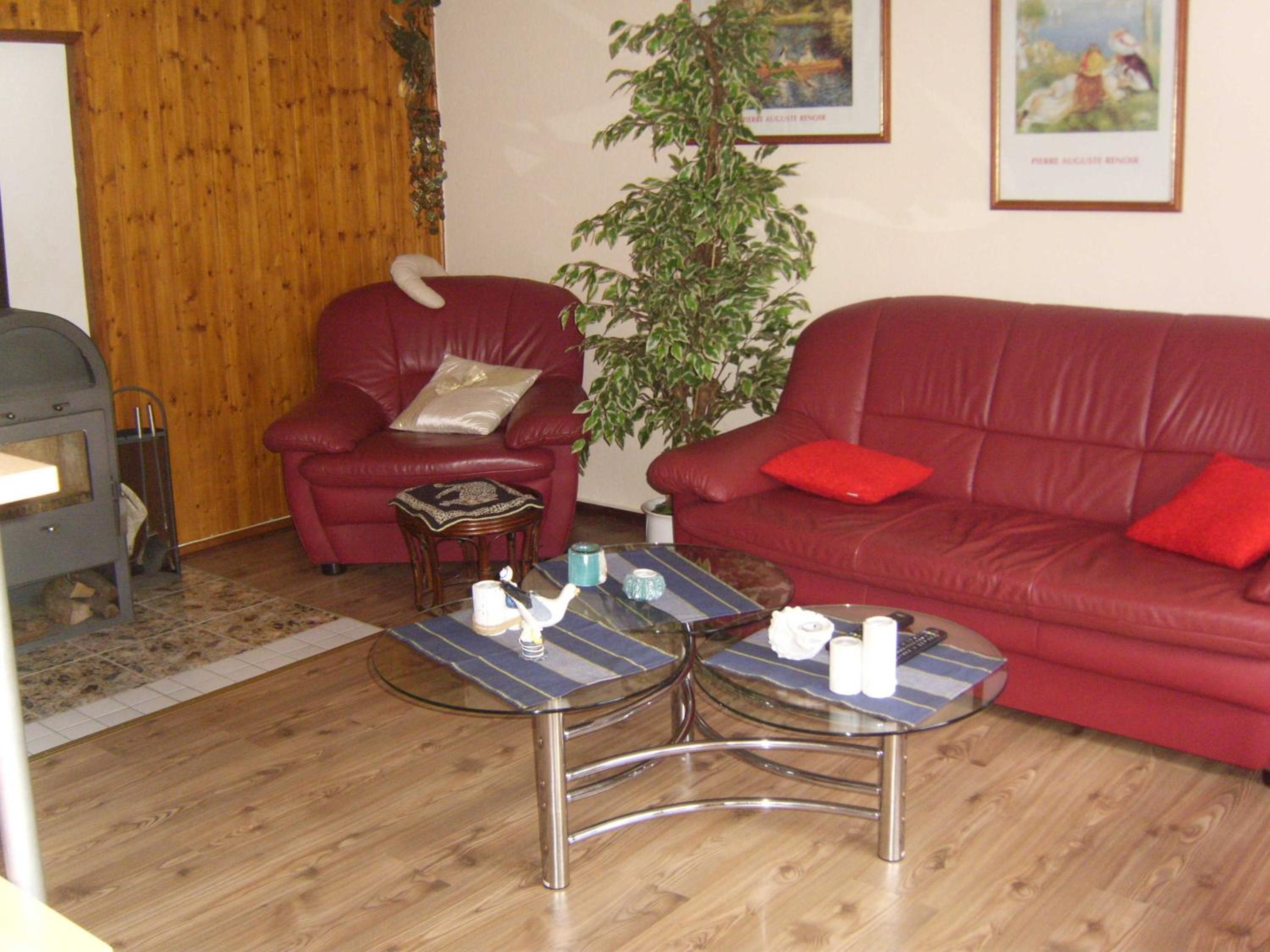 One-Bedroom House photo 1
