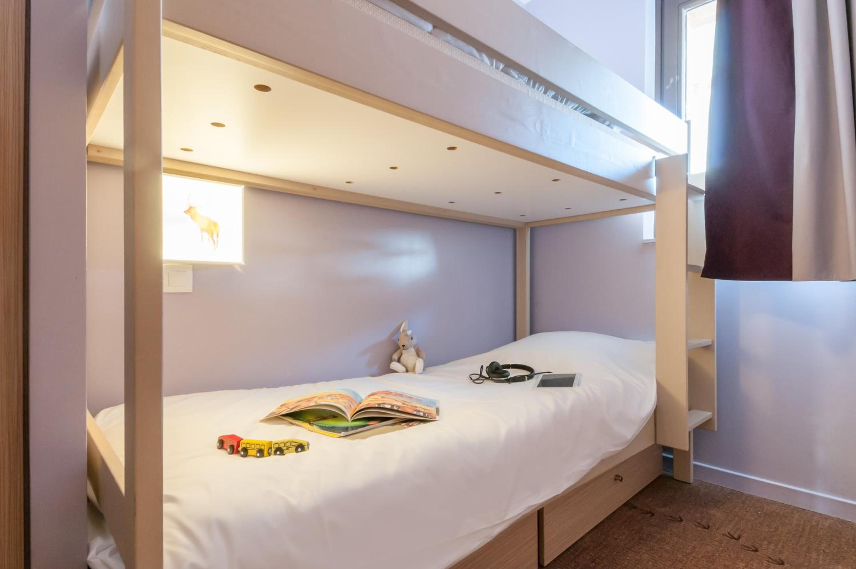 One-Bedroom Apartment with Sleeping Alcove (7 People) photo 3