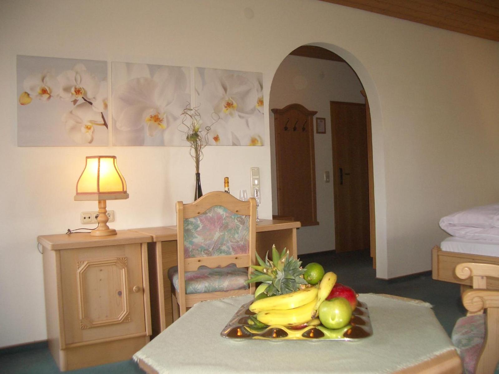 Apartment photo 1
