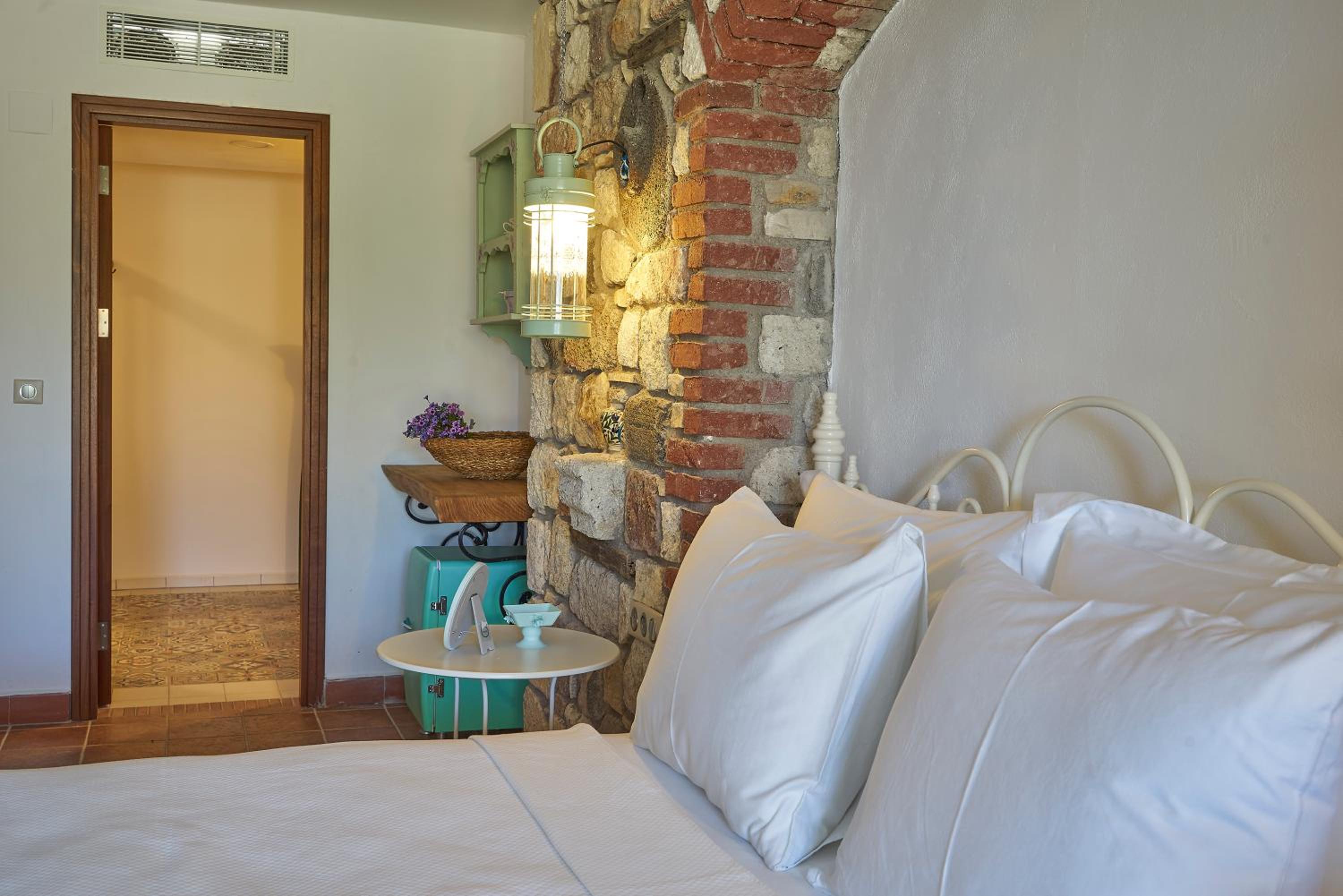 Suite Jardín con Bañera de Hidromasaje