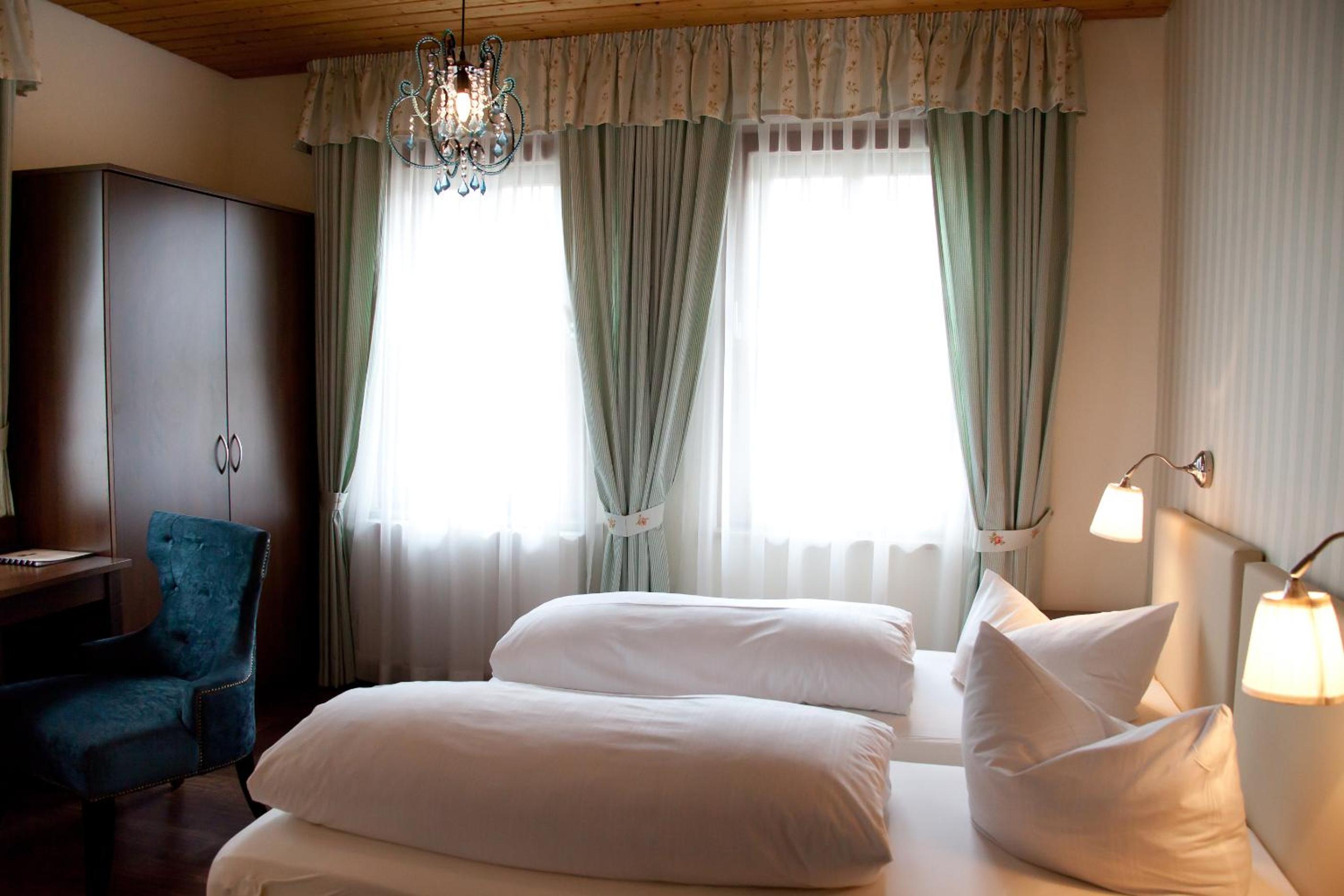 Double Room - Photo 8
