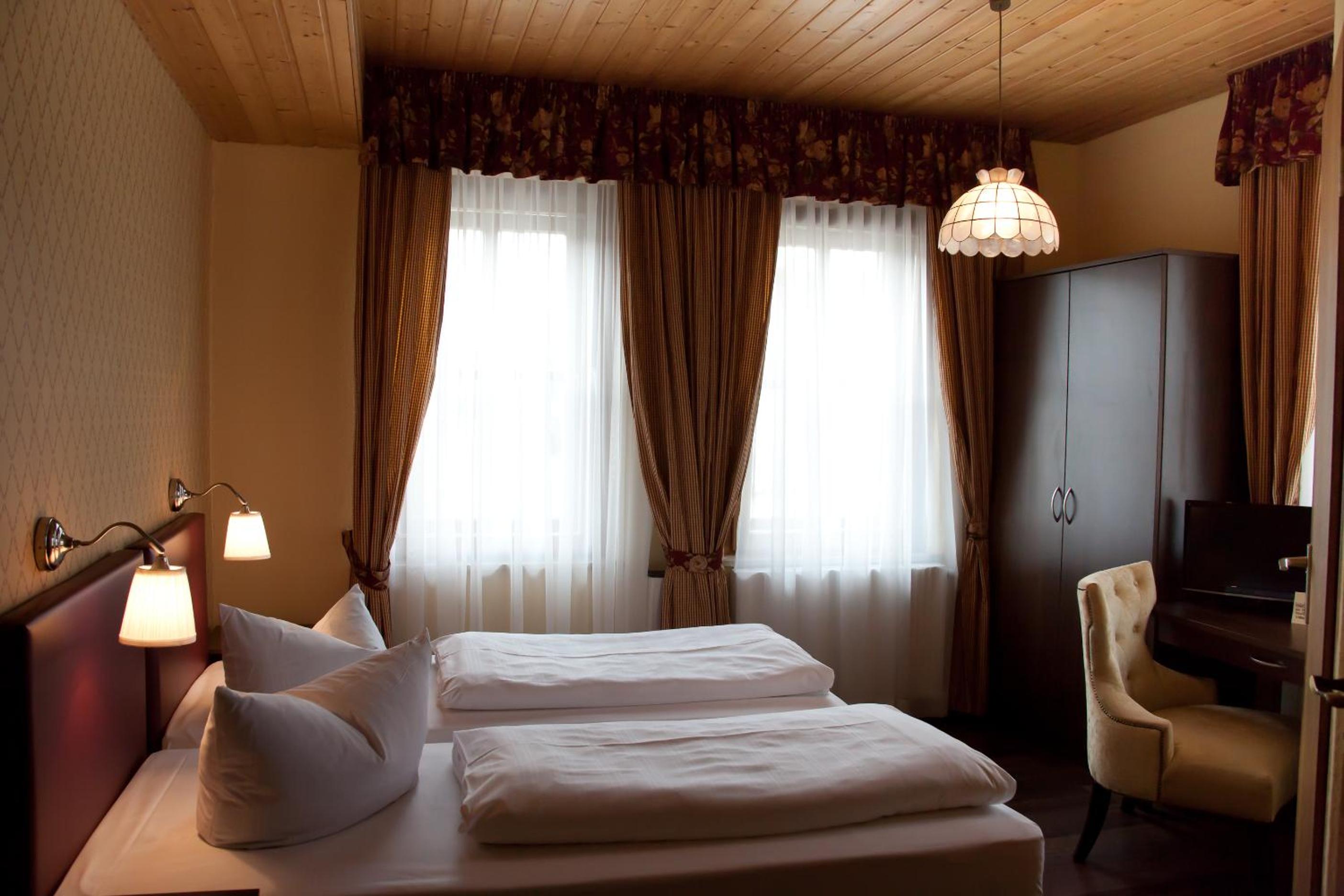 Double Room - Photo 1
