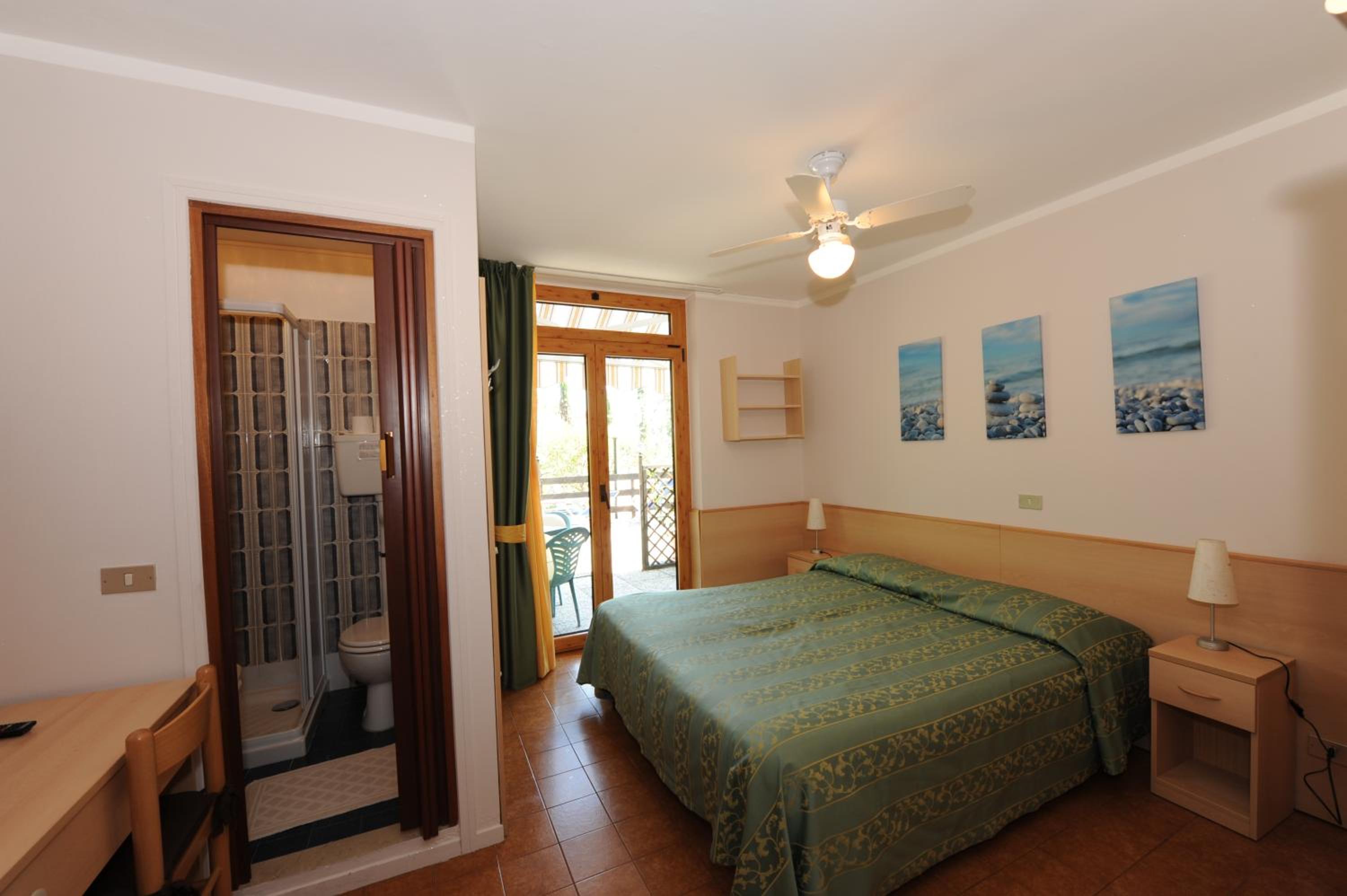 Double Room with Garden View
