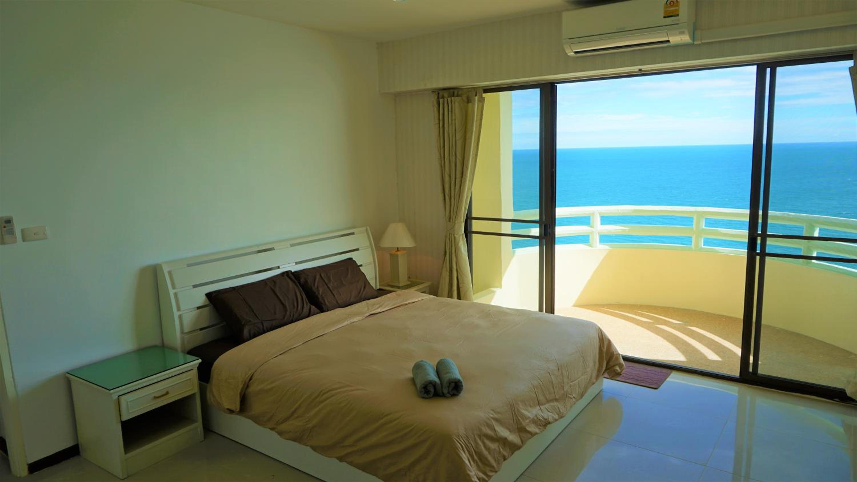 Apartment with Sea View - Photo 42