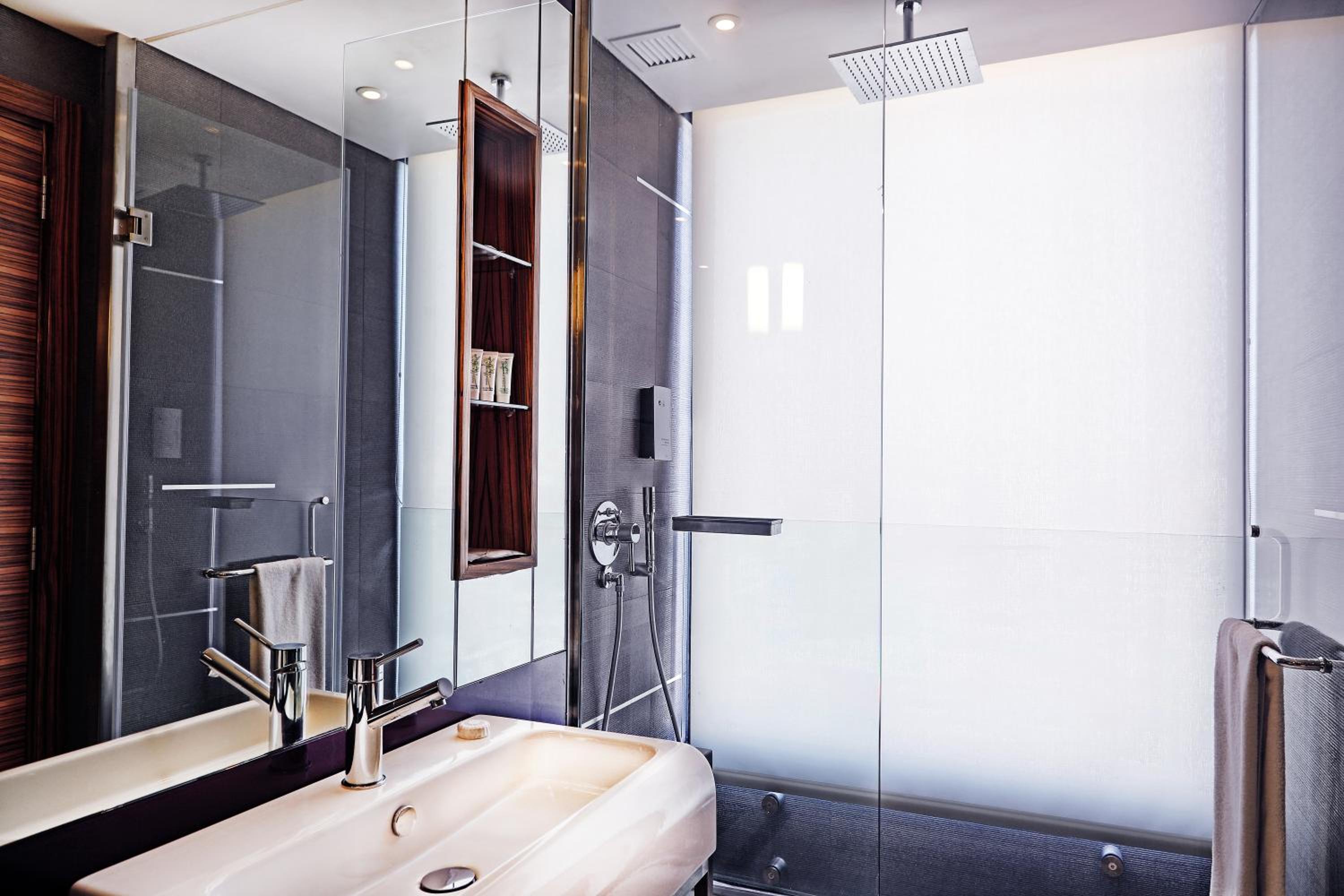 Executive Double Room with City View photo 2