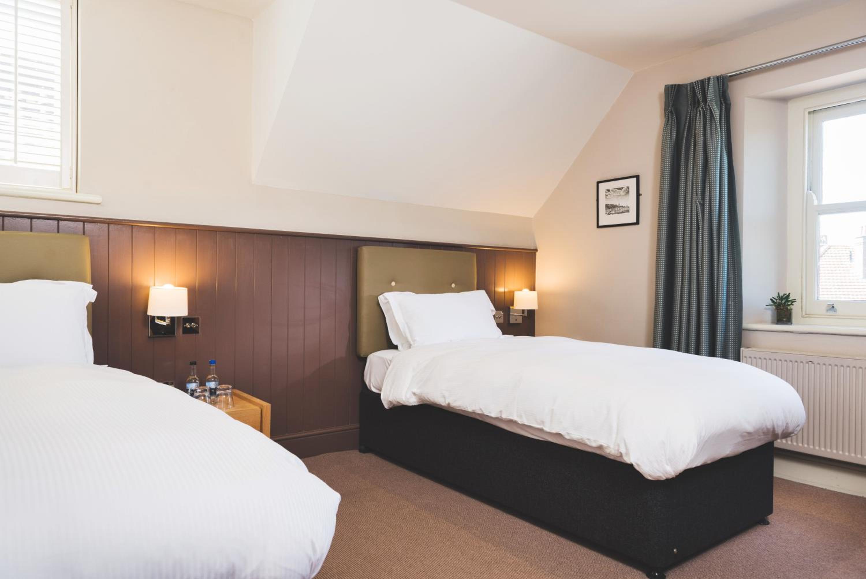 Double or Twin Room photo 2