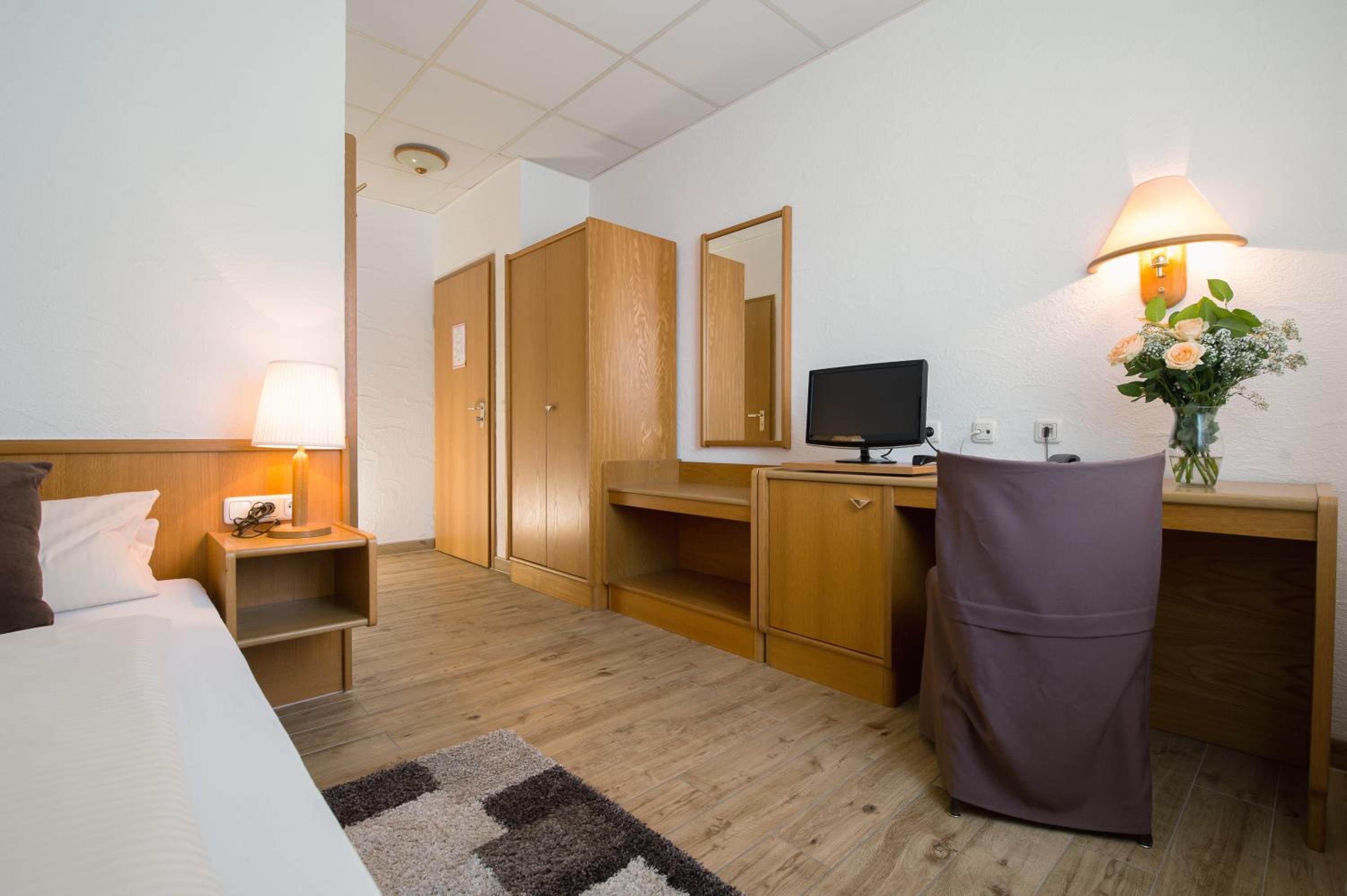 Single Room photo 1